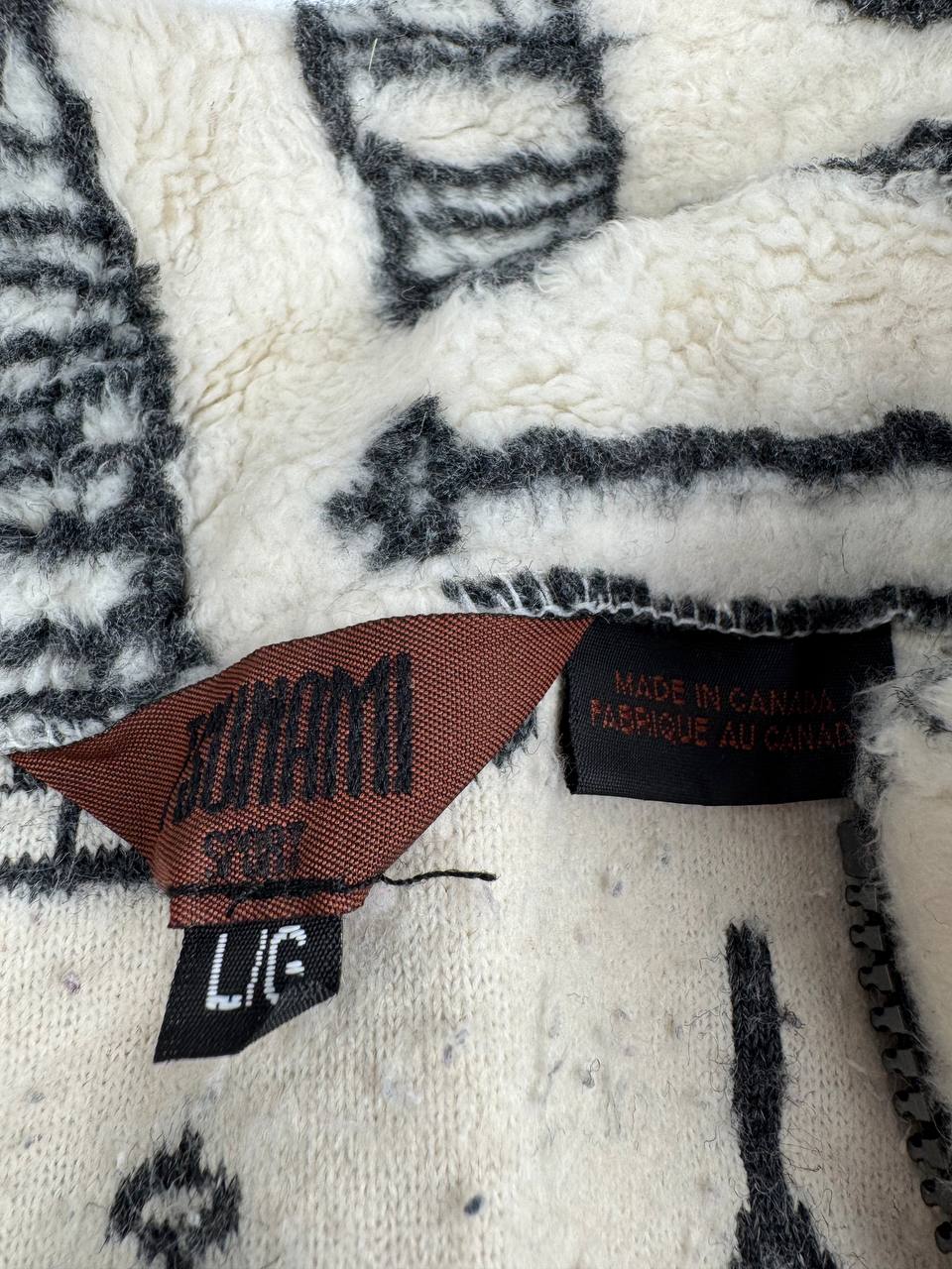 Vintage Fleece Jacket with Abstract Design Made in Canada Size Large image 5