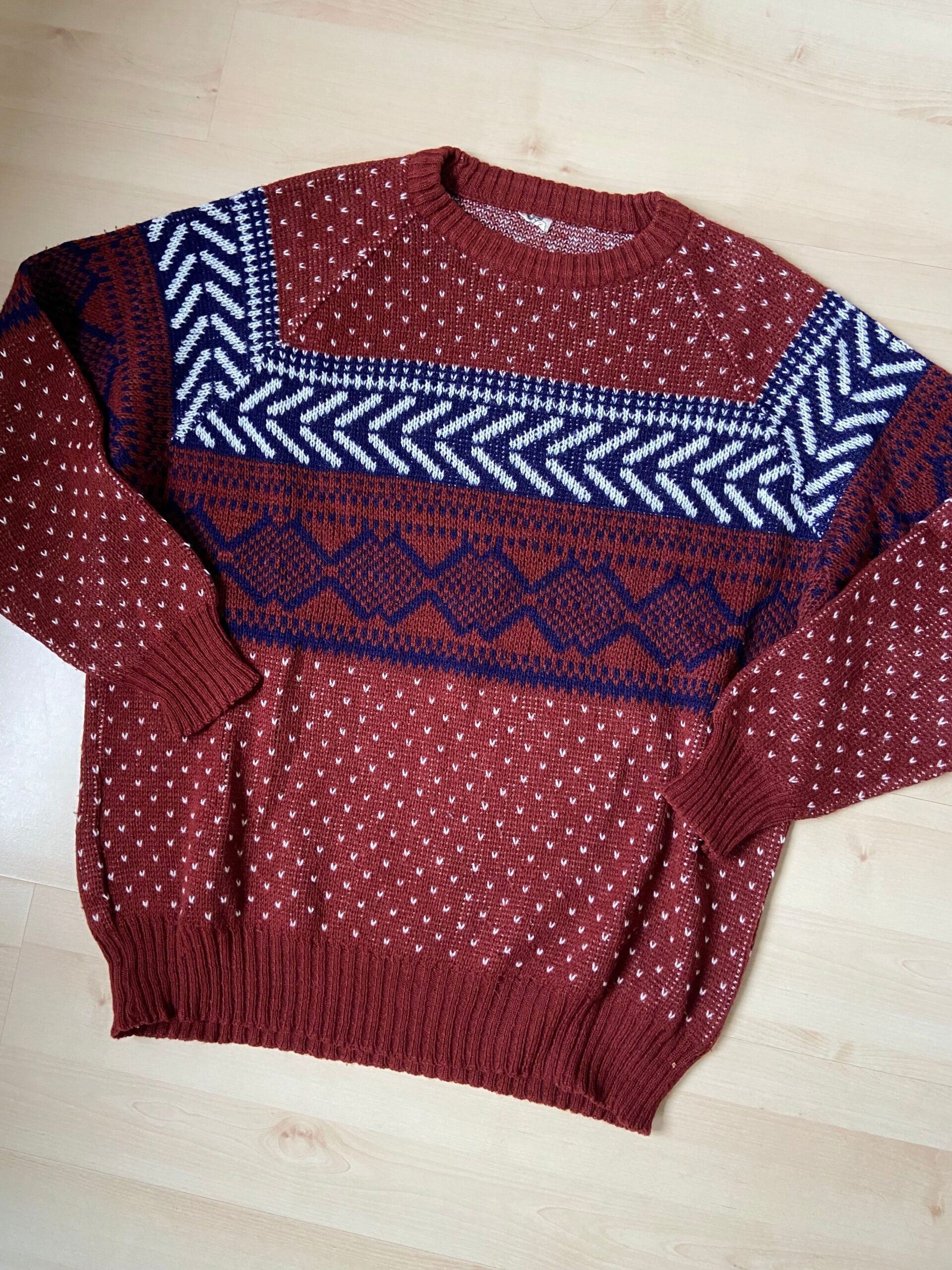 Men’s Burgundy Knit Sweater with Geometric Patterns