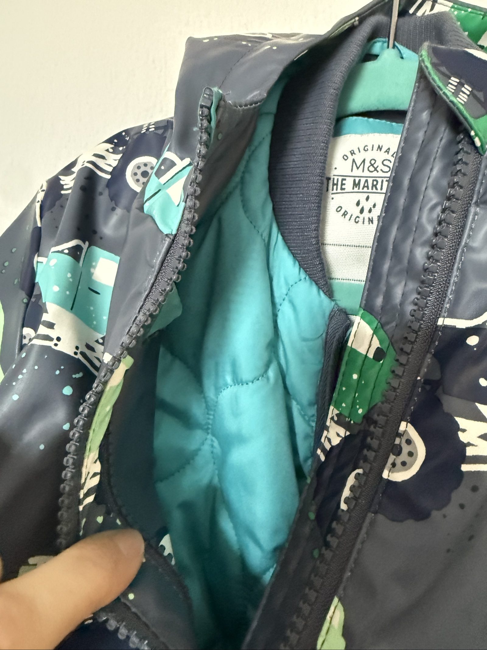 M&S Kids Waterproof Jacket 3-4 Yrs Truck Print image 3