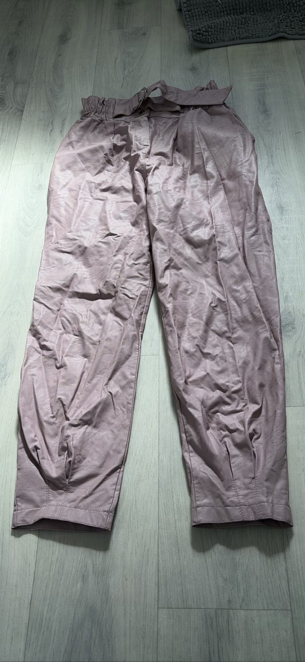 Women's Faux Leather Trousers Mauve with Belt