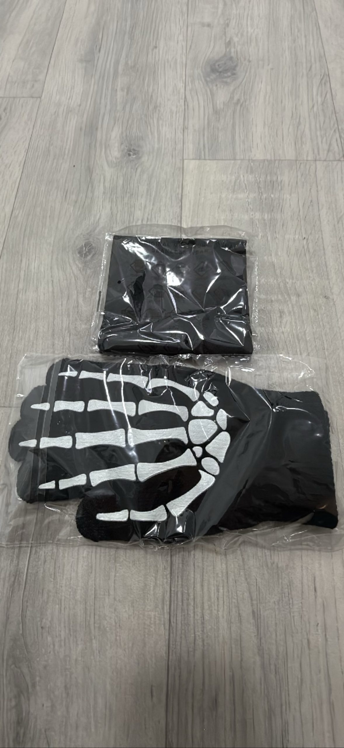 Black Skeleton Print Gloves and Bandana Set