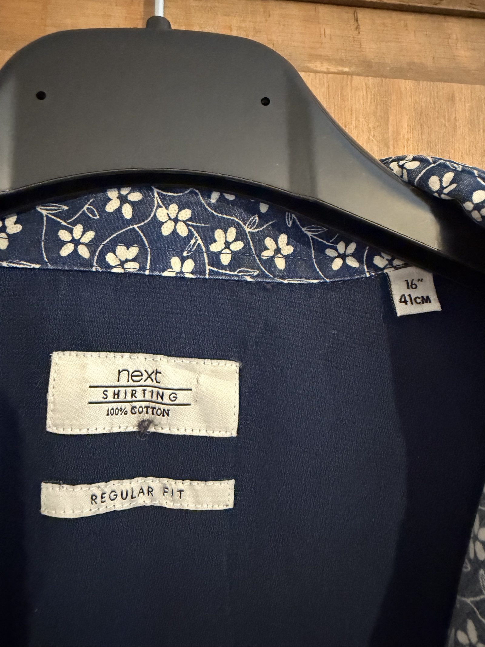 Next Men's Regular Fit Navy Blue Floral long sleeve Shirt 16 Collar image 3