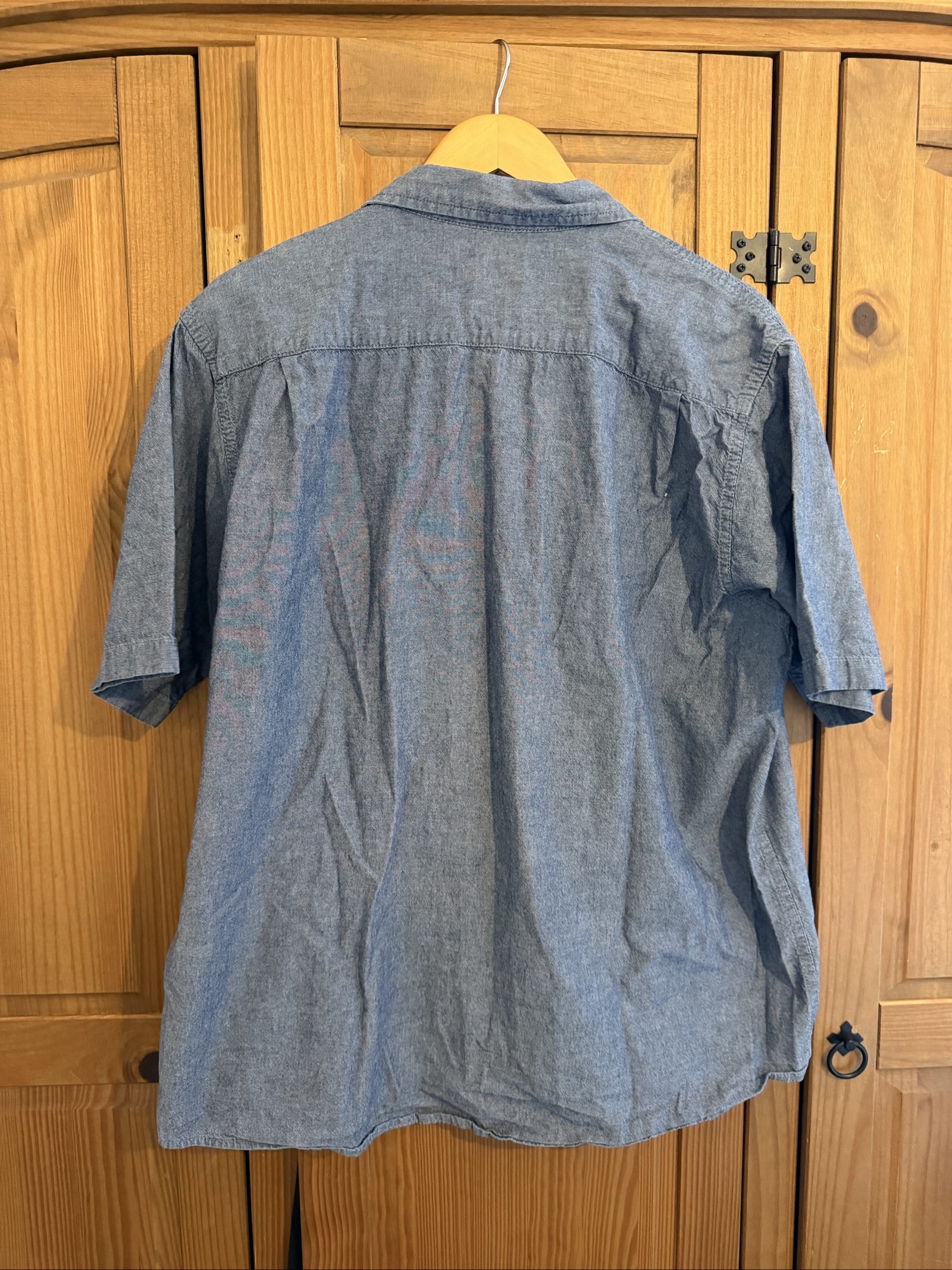 Wrangler Men's XL Short Sleeve Denim looking Shirt Blue image 2