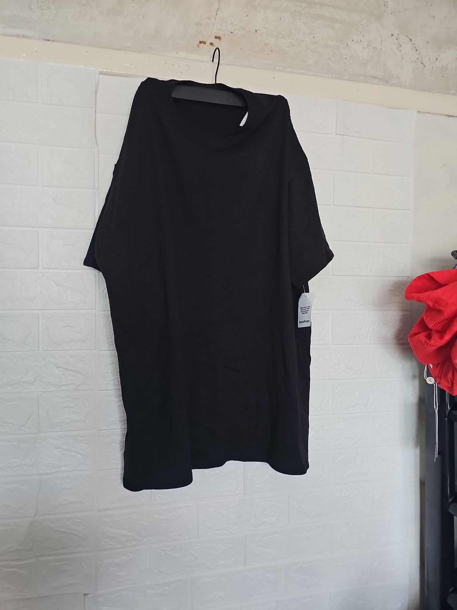 Boohoo Black Oversized T-Shirt Size XL