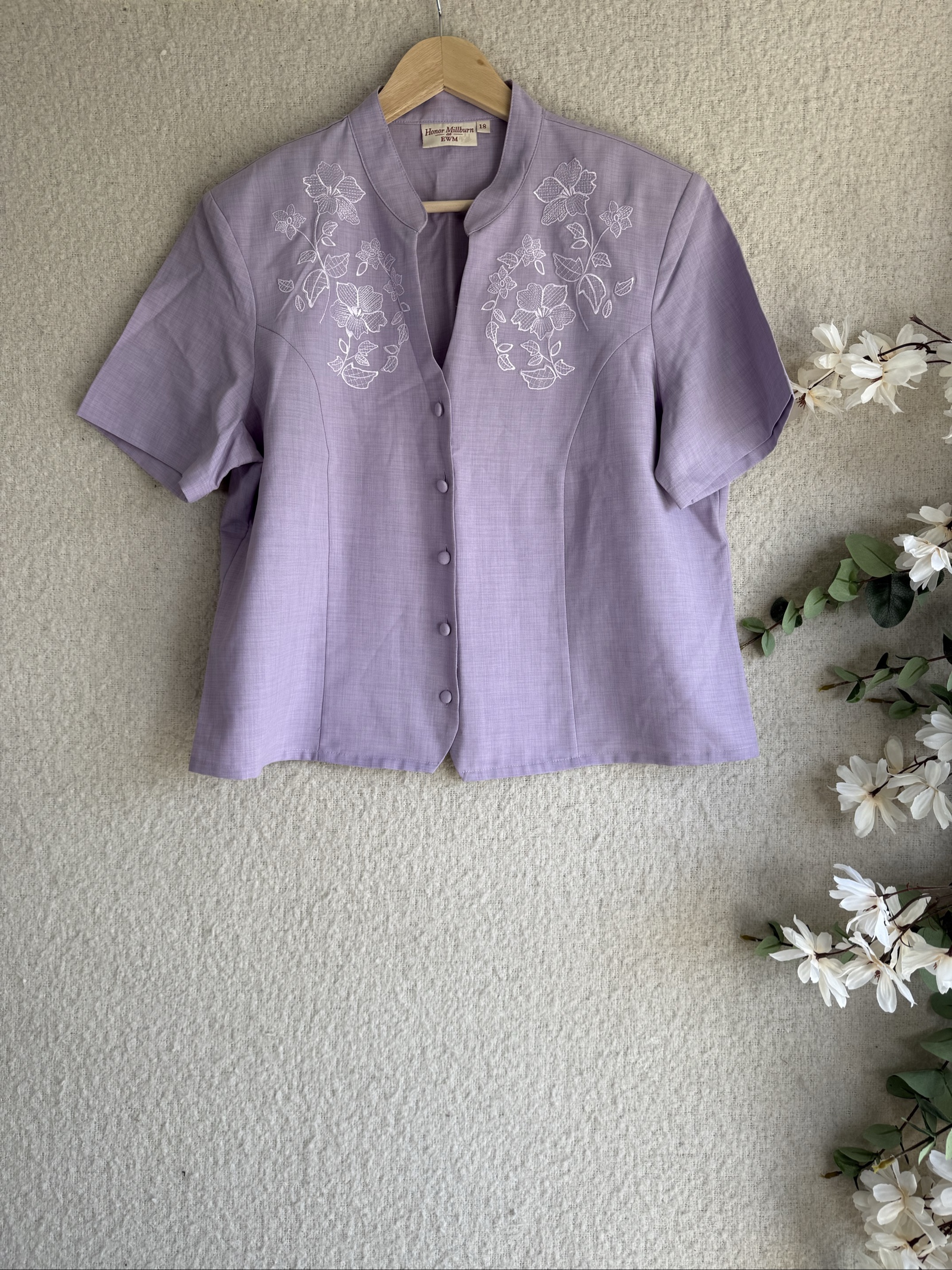 Honor Millburn Lavender Purple Embroidered Blouse Size 18 Elegant Casual Style