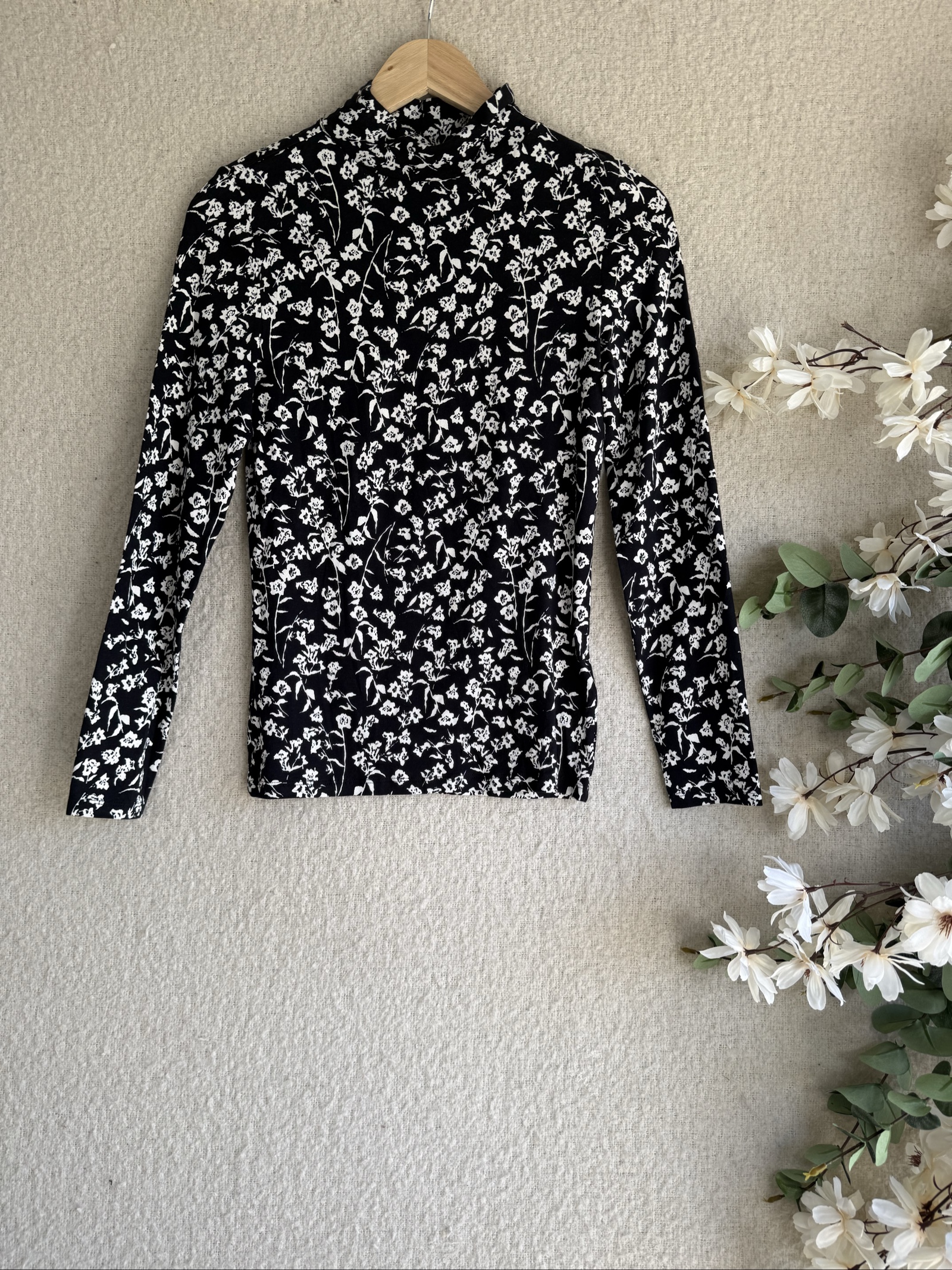 M&S Black & White Floral Print Long Sleeve Top Size 8 Cotton Elastane Blend