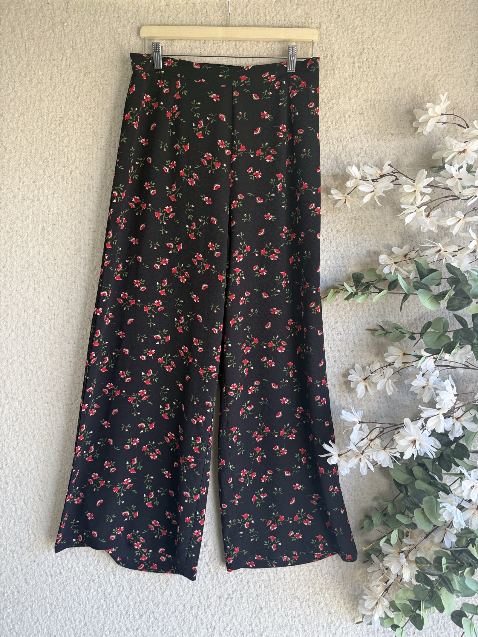 Glamorous Black Red Floral Wide Leg Trousers Size S Elegant Summer Casual