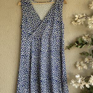 Blue & White Sleeveless Summer Midi Dress Large Soft Fabric Stylish Casual