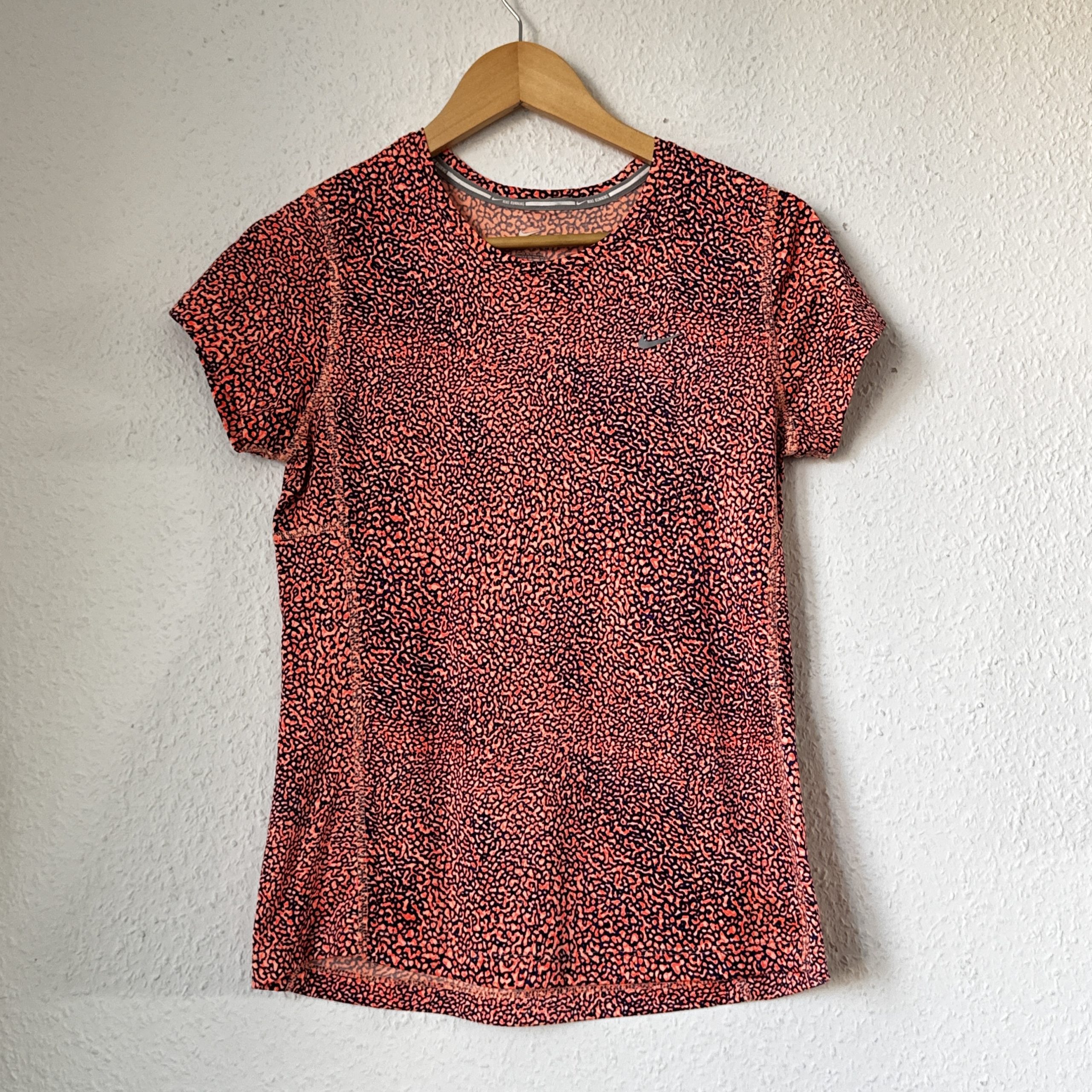 Nike Pink & Black Dri-Fit Running T-Shirt M 2179