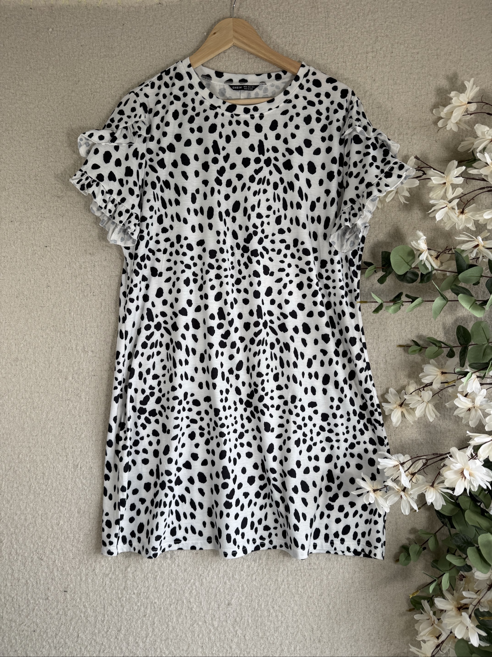SHEIN Black & White Dalmatian Print Ruffle Sleeve Top XL Cute Lightweight