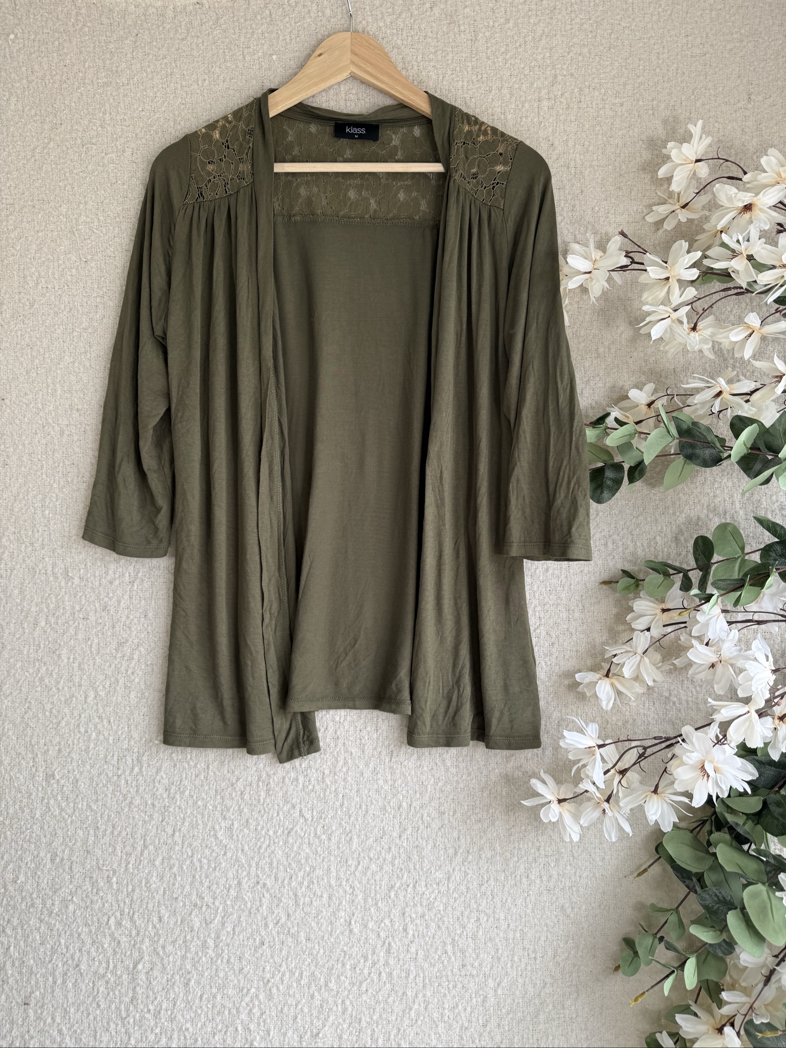 Klass Khaki Lace Open Front Cardigan Medium Lightweight Stylish Layer
