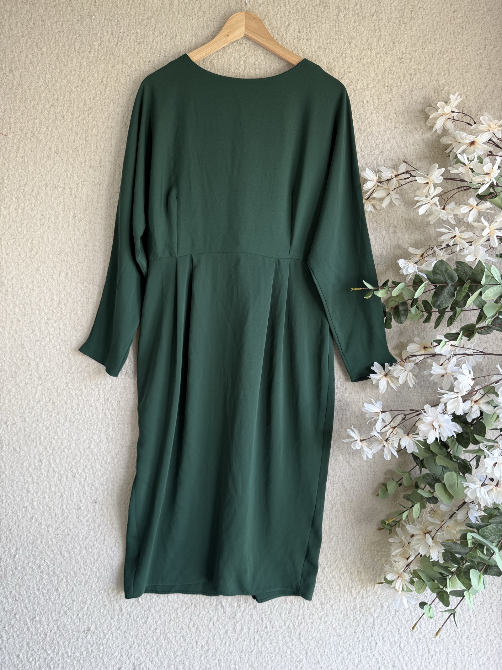 ASOS Dark Green Polyester Midi Dress Size 16 Long Sleeve V-Neck Tie Back