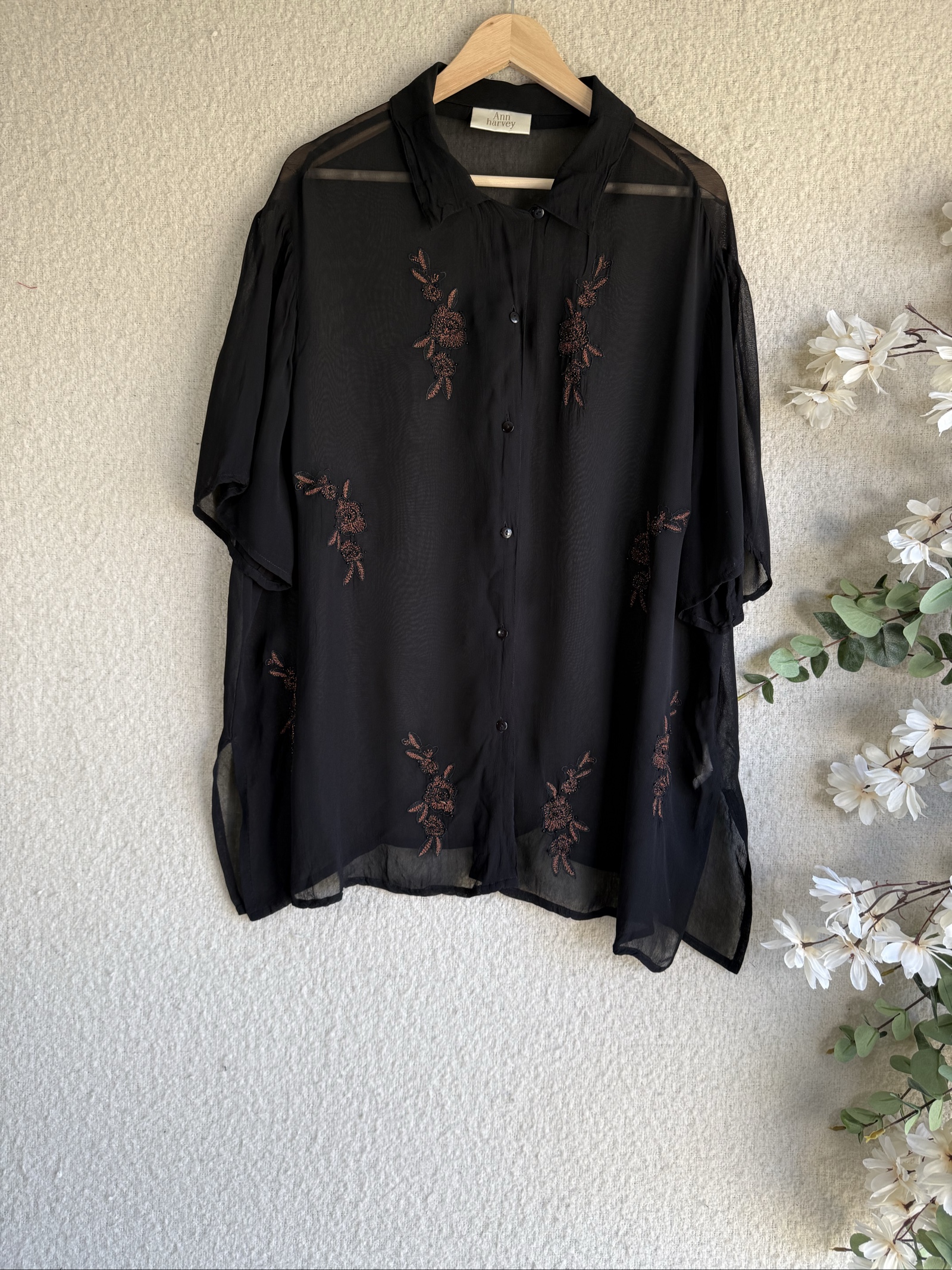 Ann Harvey Black Floral Embroidered Sheer Viscose Blouse Size 48-50 Elegant
