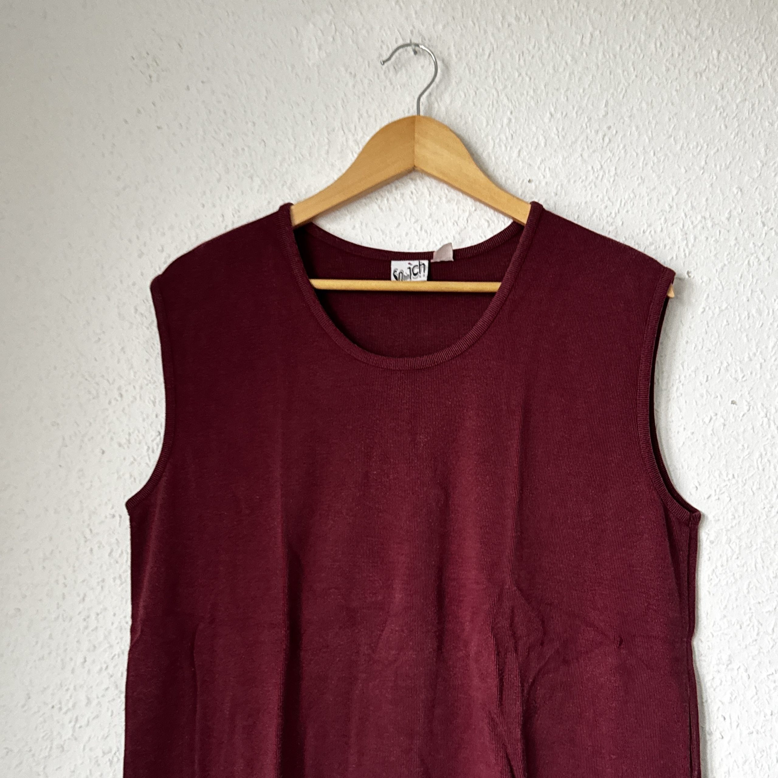 So nich Burgundy Sleeveless Knit Top Size M 2258 image 2
