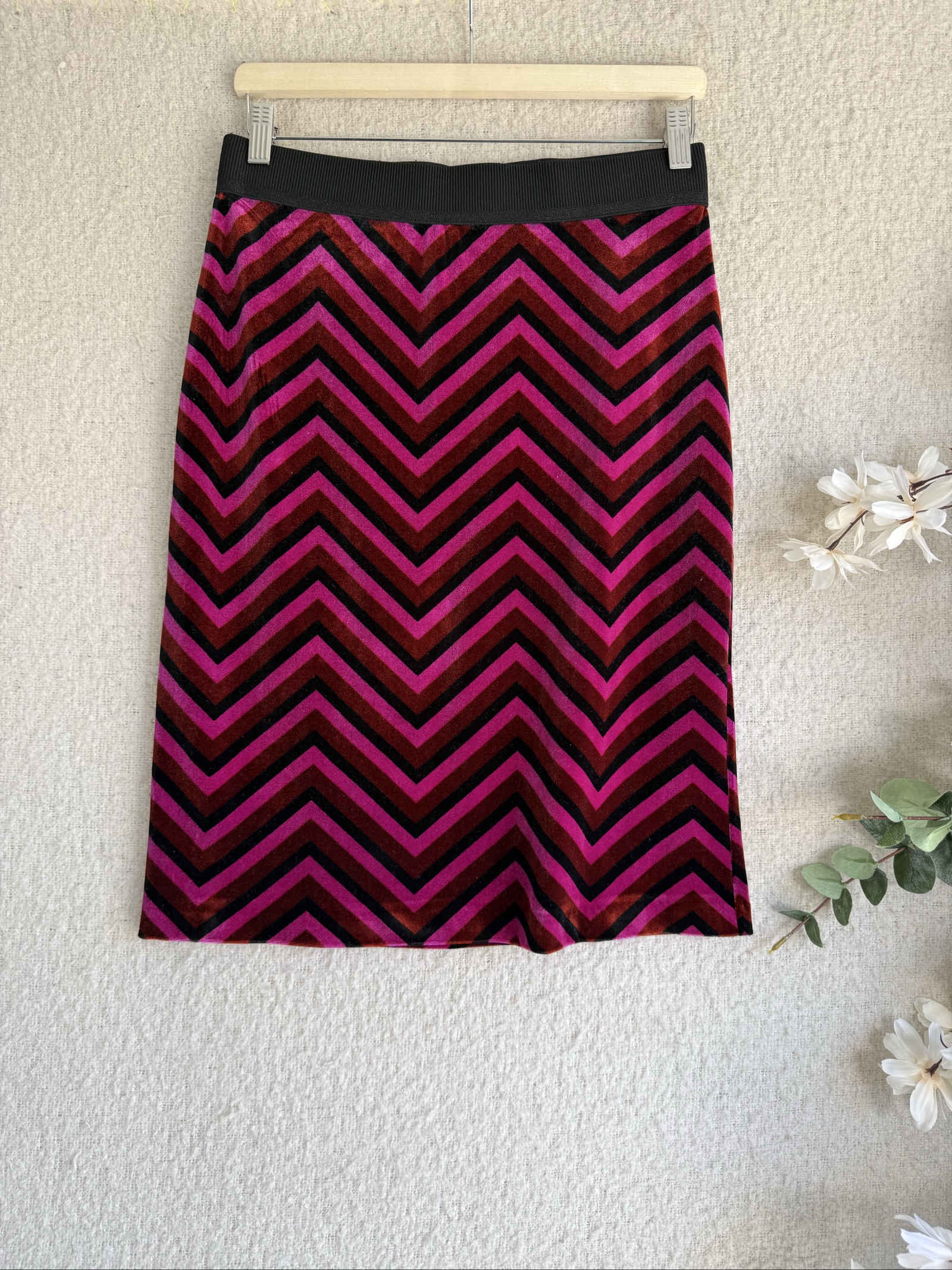 Tu Pink & Brown Velvet Chevron Midi Skirt Size 12 Stylish Comfortable