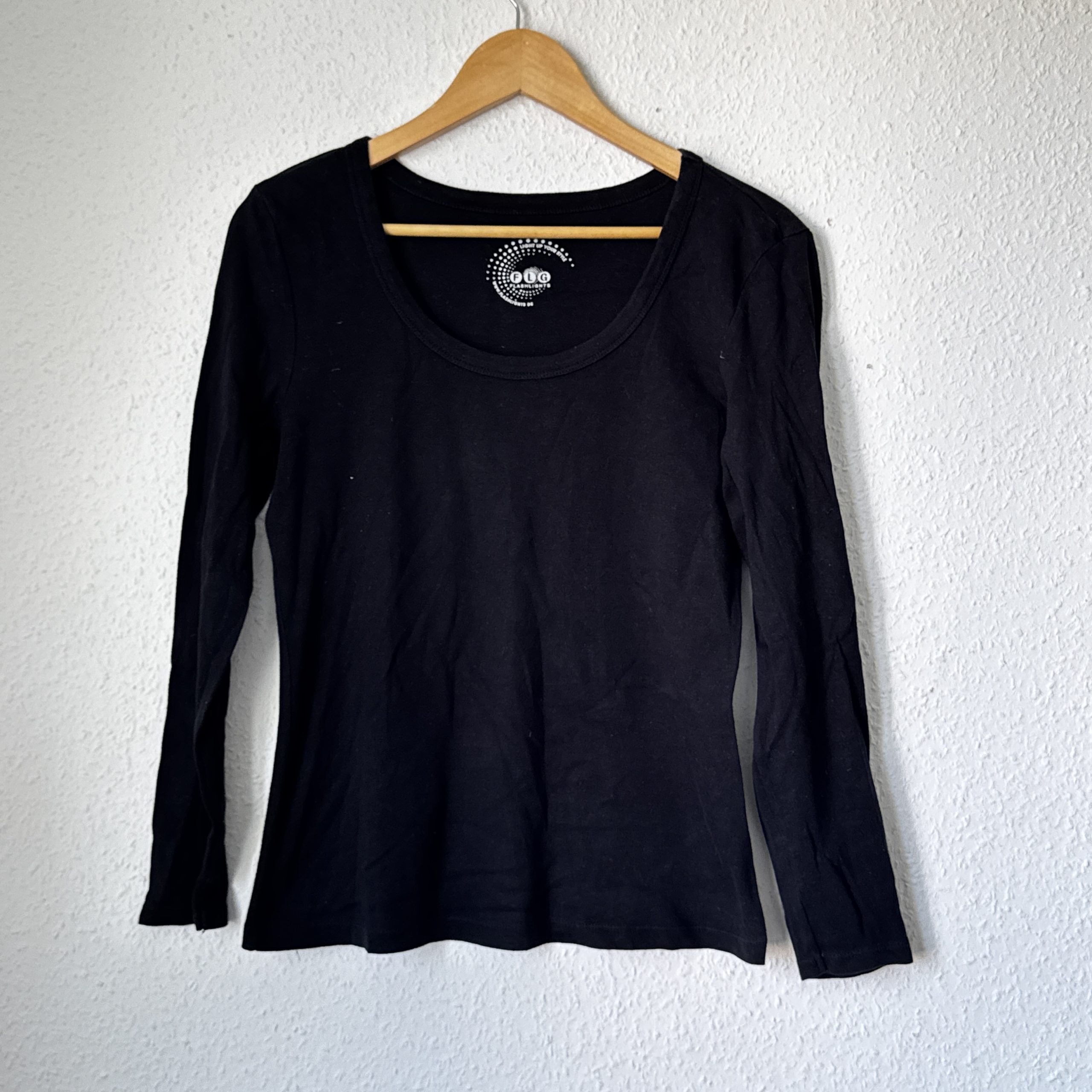 FLG Black Long Sleeve Scoop Neck Top Medium Cotton 2271