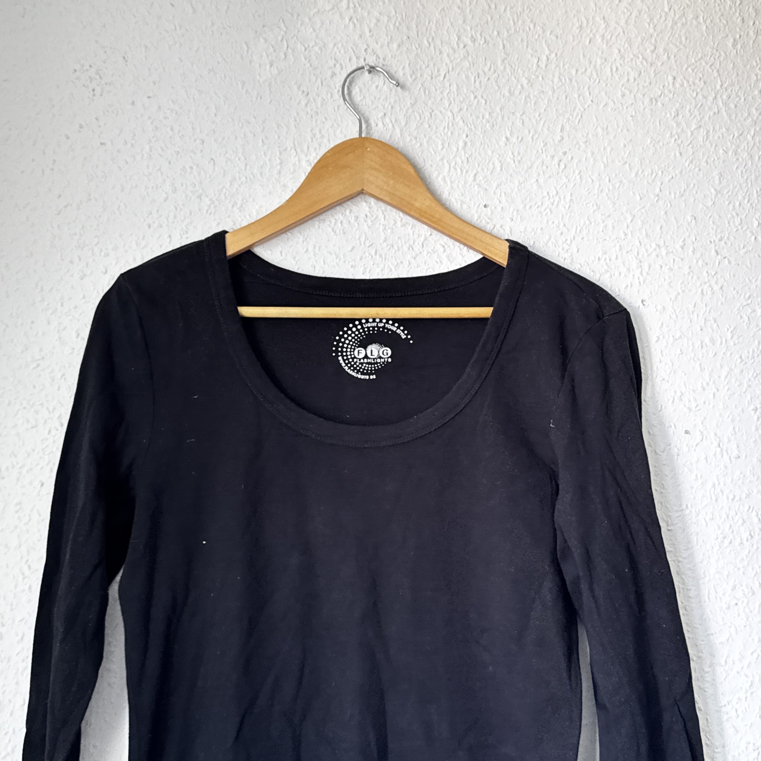 FLG Black Long Sleeve Scoop Neck Top Medium Cotton 2271 image 4