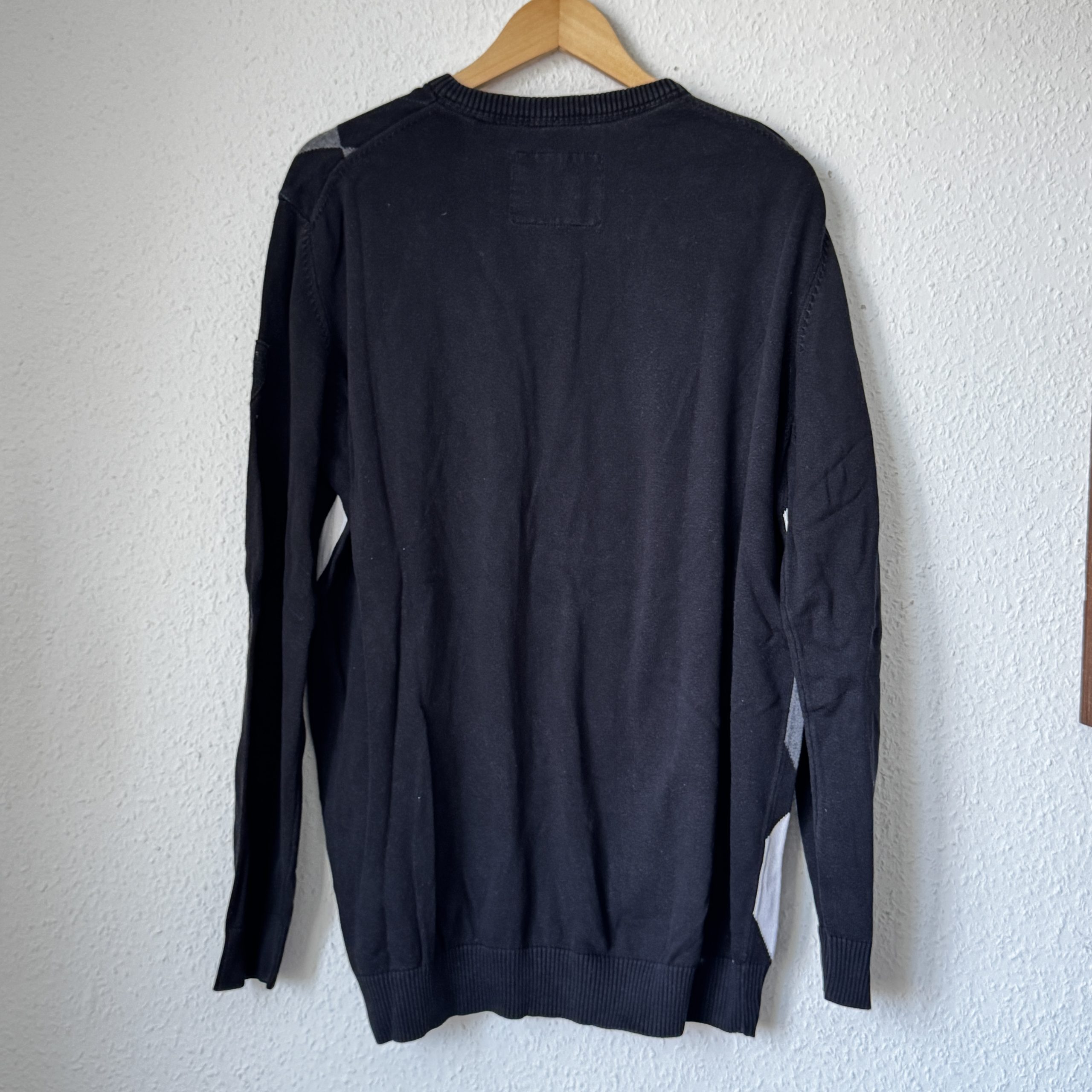 Unbranded Black & Grey & White Argyle Knit V-Neck Sweater M 2272 image 5