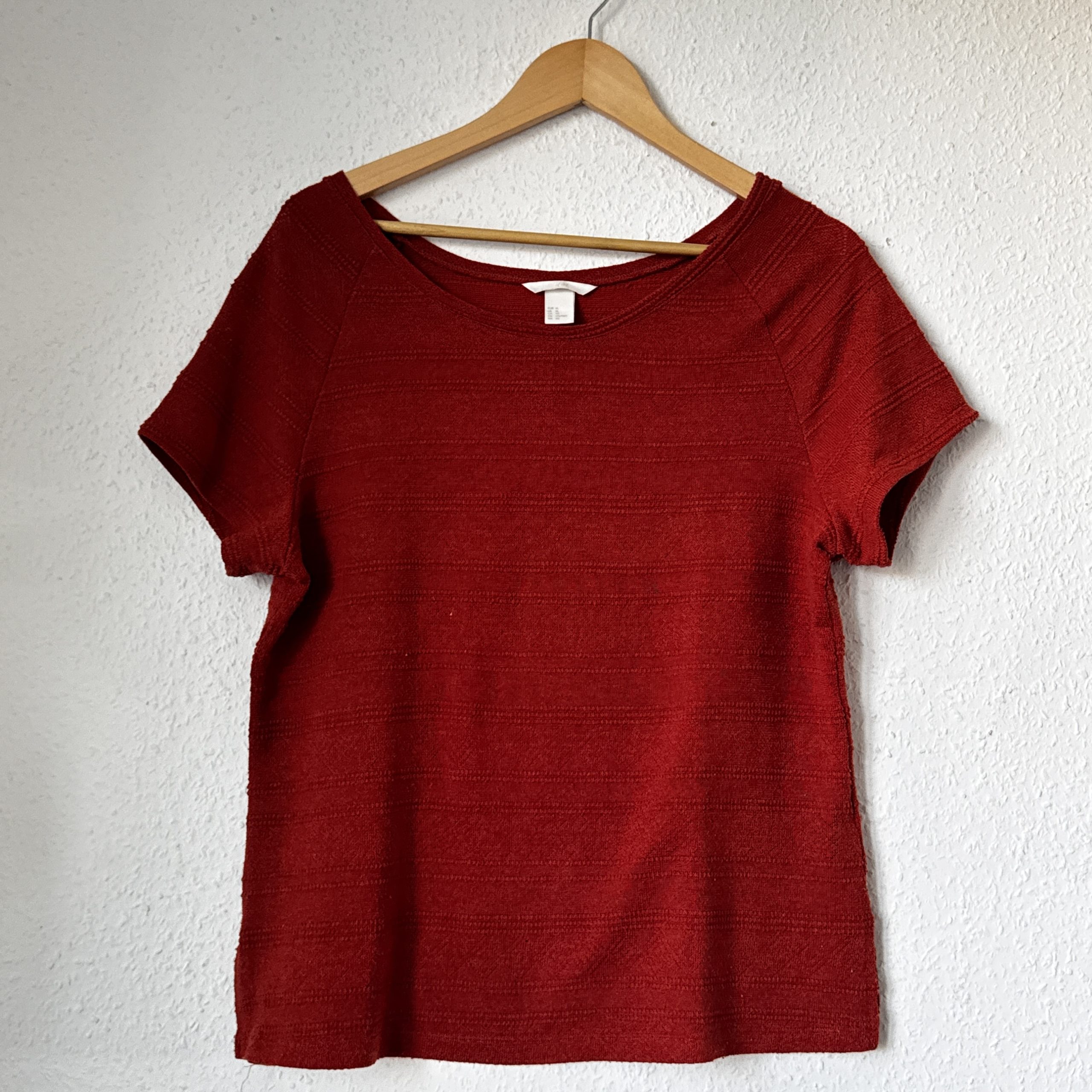 H&M Red Textured Knit Top XL 92% Polyester & 7% Viscose 2279 image 2