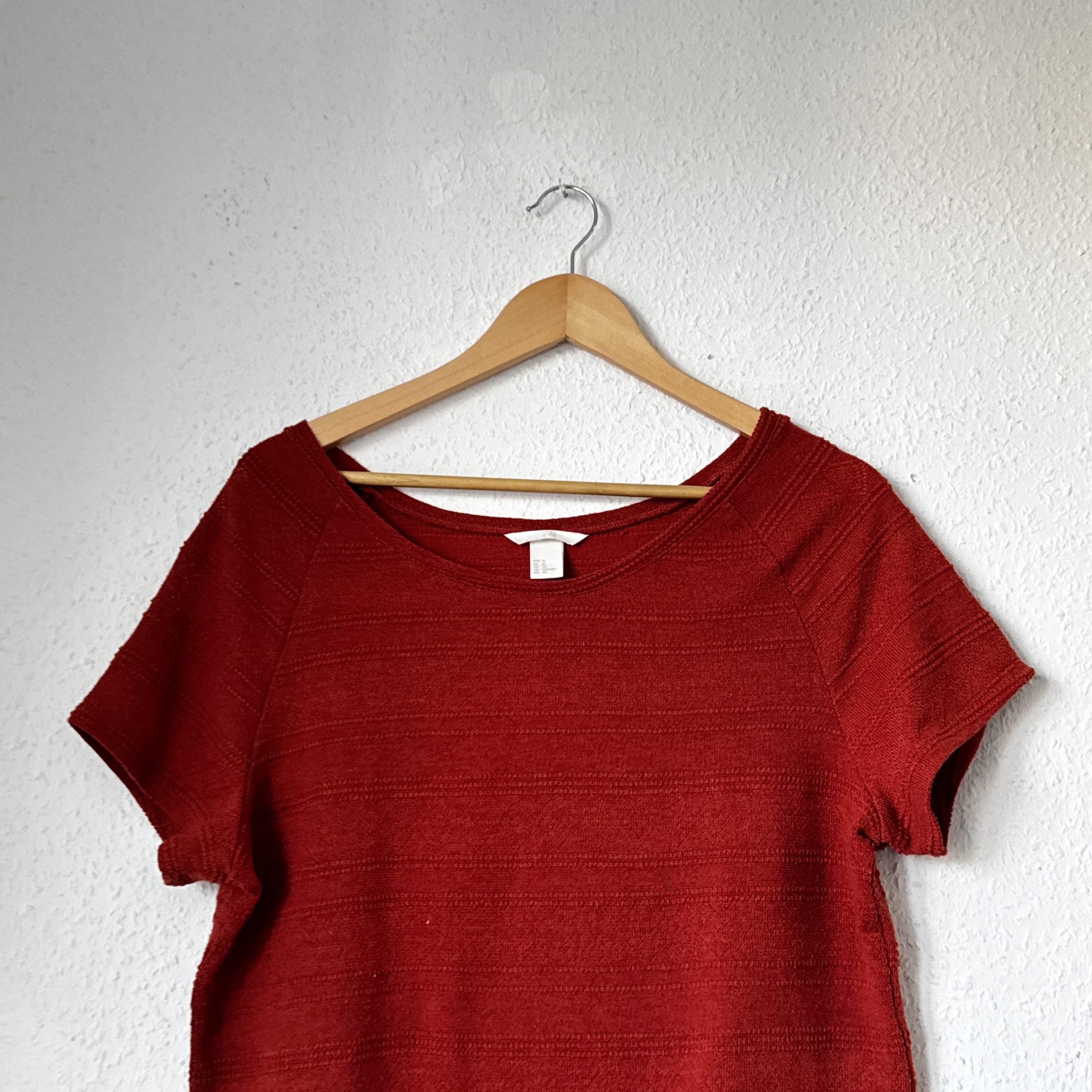 H&M Red Textured Knit Top XL 92% Polyester & 7% Viscose 2279 image 3