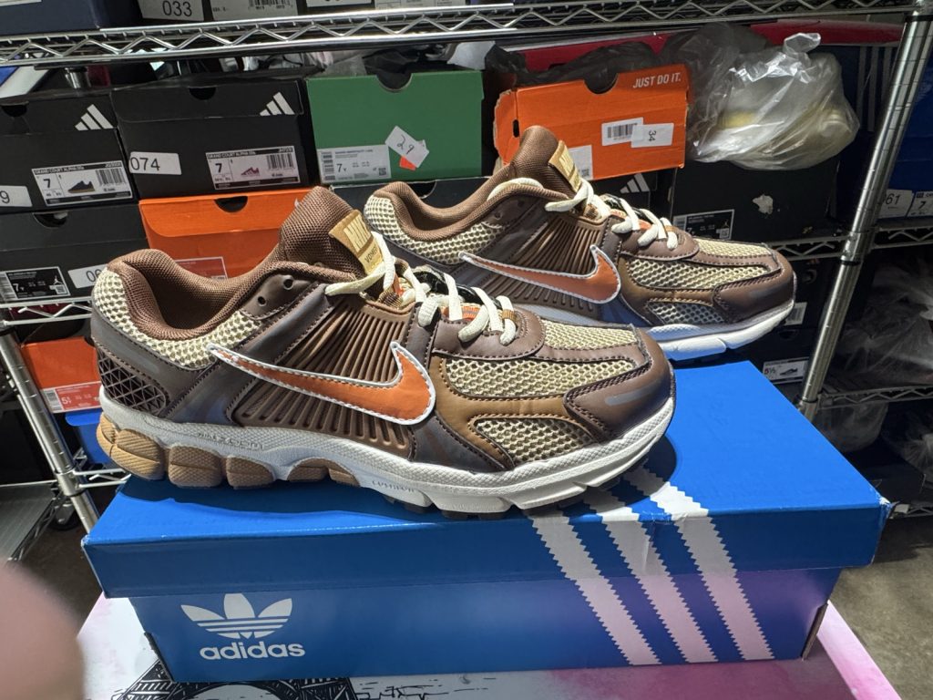 Nike Zoom Vomero 5 in the 'Wheat Grass' - Size US 9.5