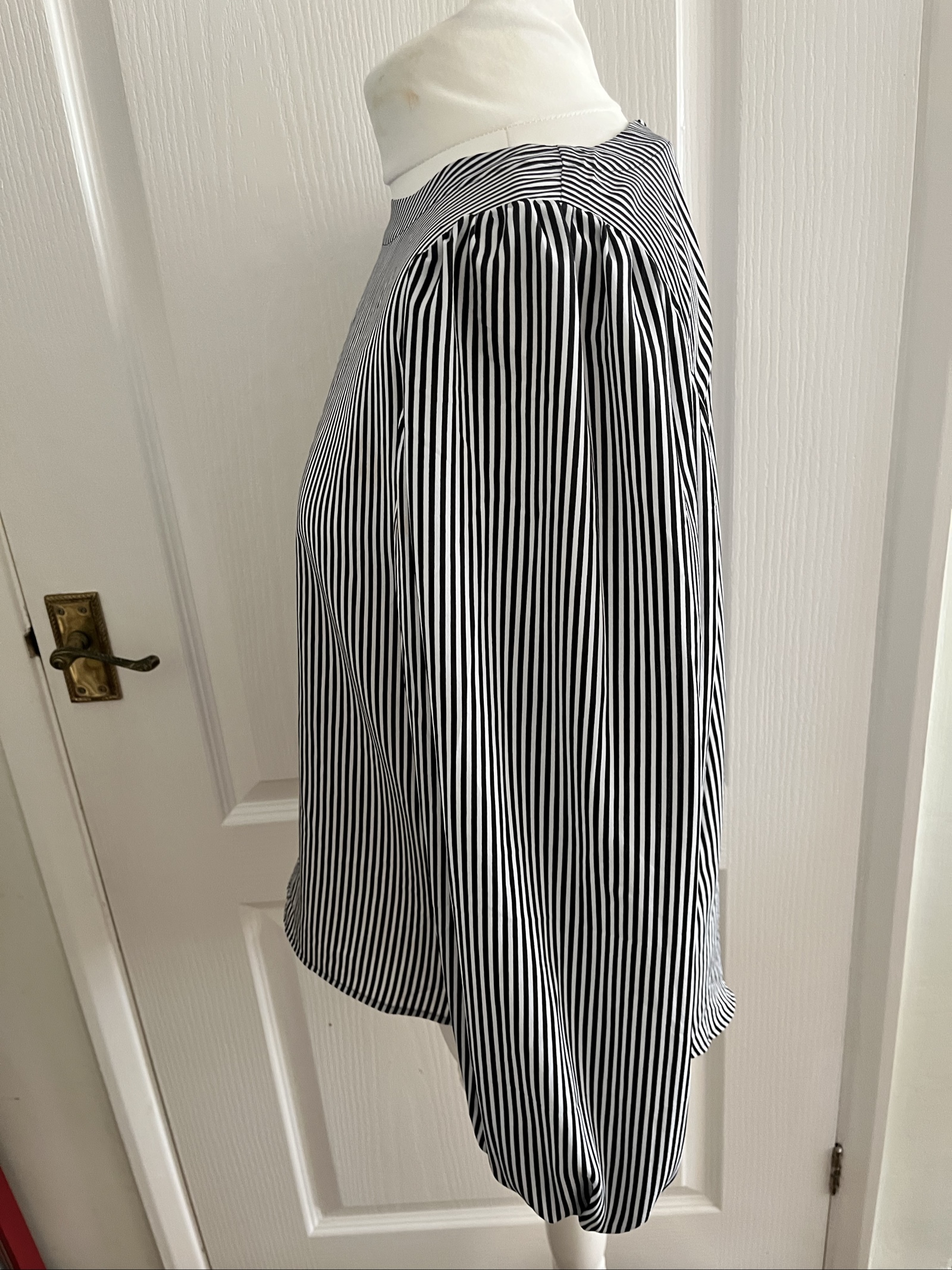 Next Black & White Striped Blouse UK 12 Polyester Long Sleeve image 2