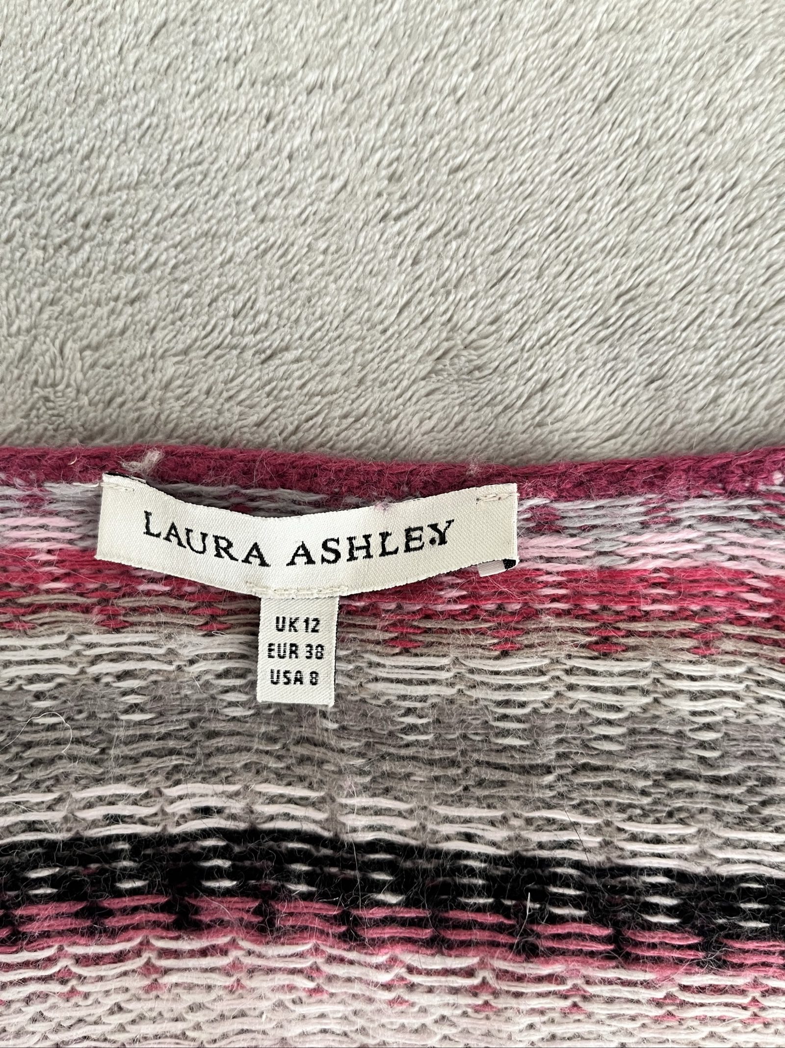 Vintage Laura Ashley Pink Grey & Black Patterned Knit Cardigan UK 12 image 6