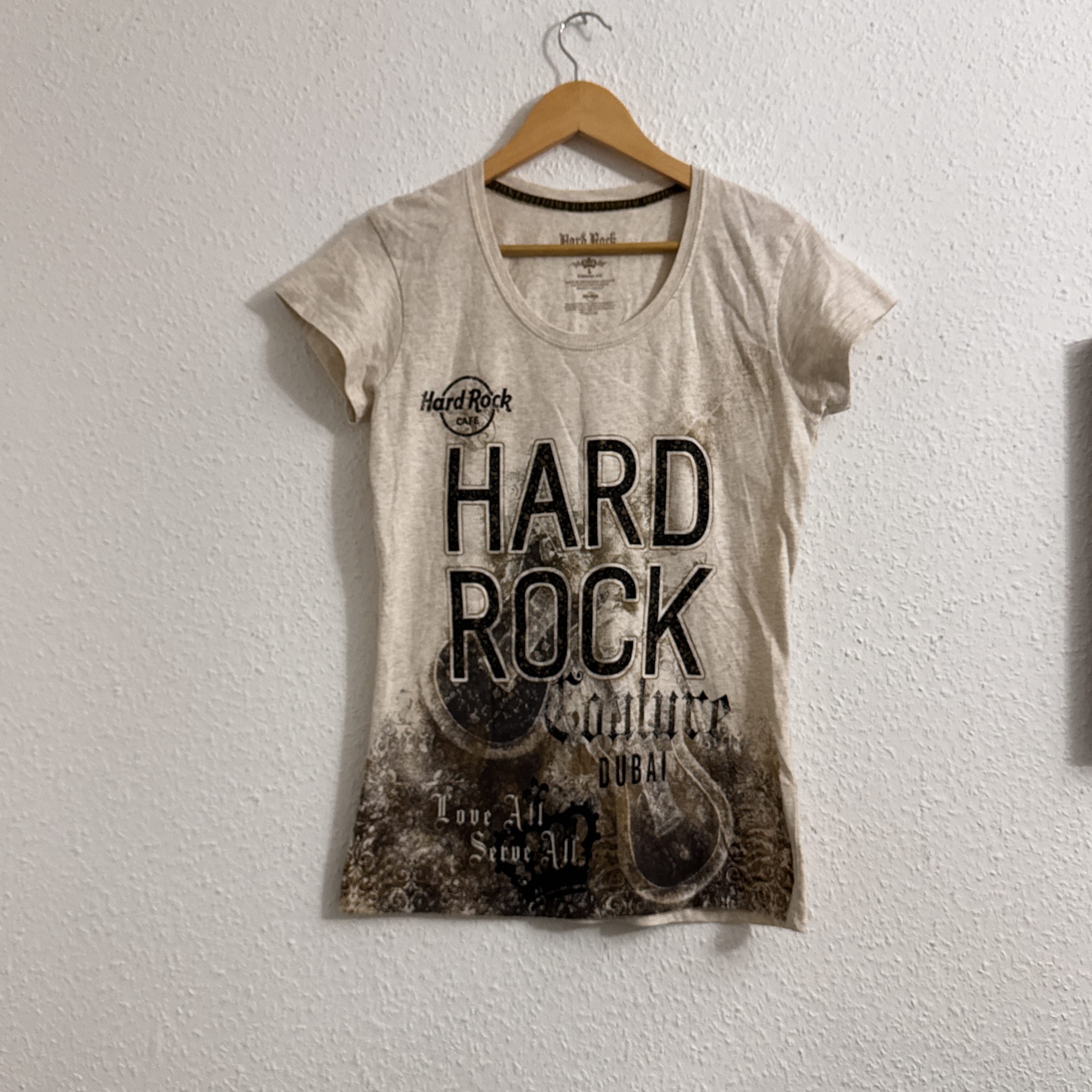 Hard Rock Beige & Black Graphic T-Shirt XS 2324