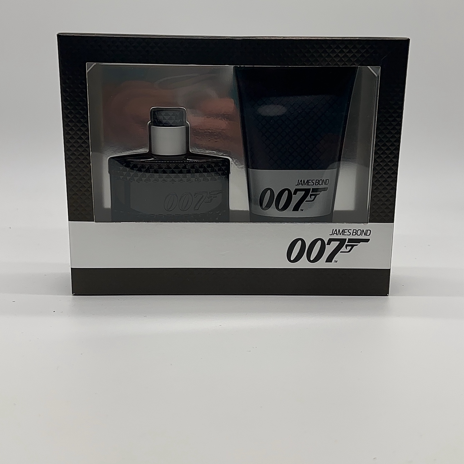 James Bond 007 Men's Black Fragrance Gift Set