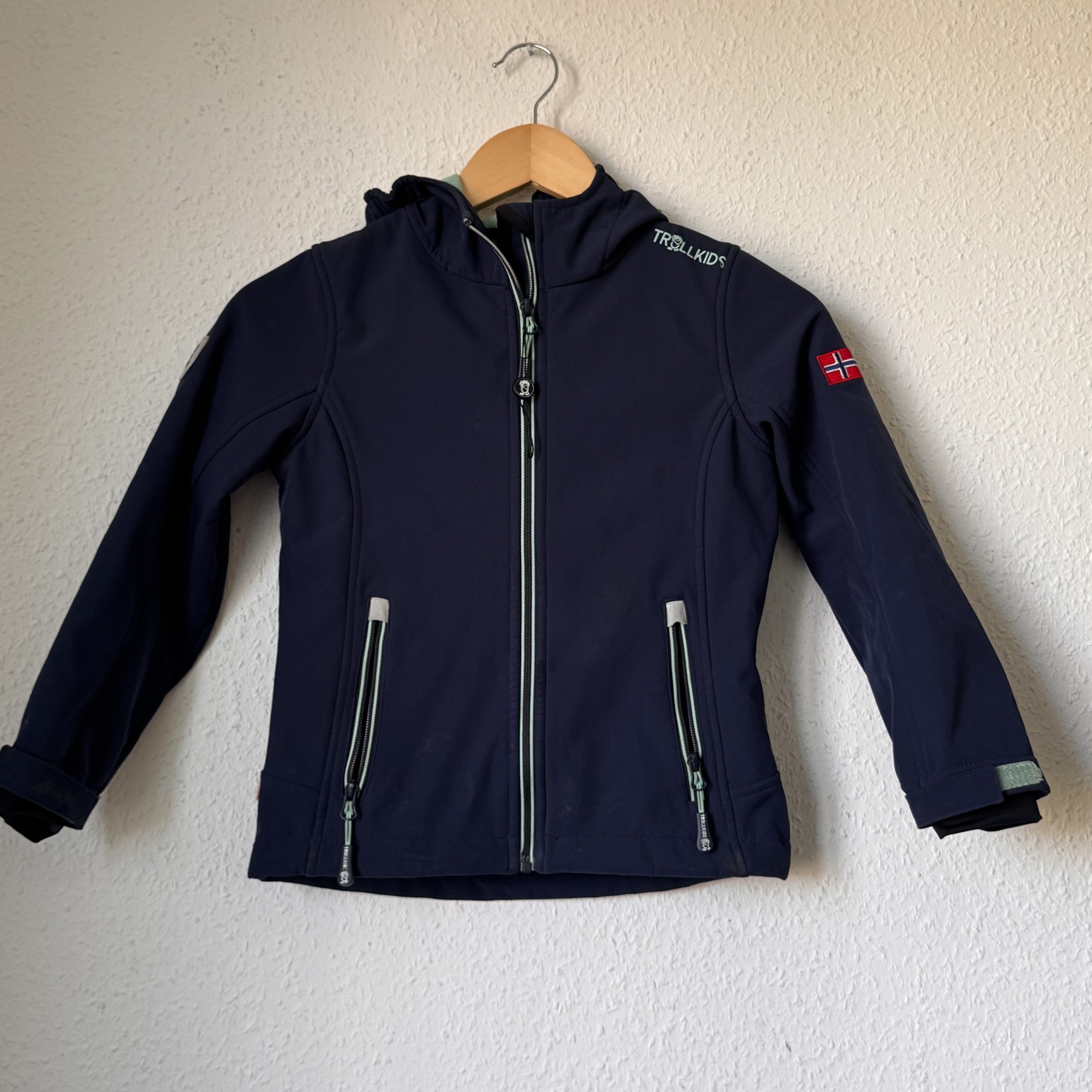 Trollkids Navy Softshell Kids Jacket Size 134-140 cm with Hood 2344