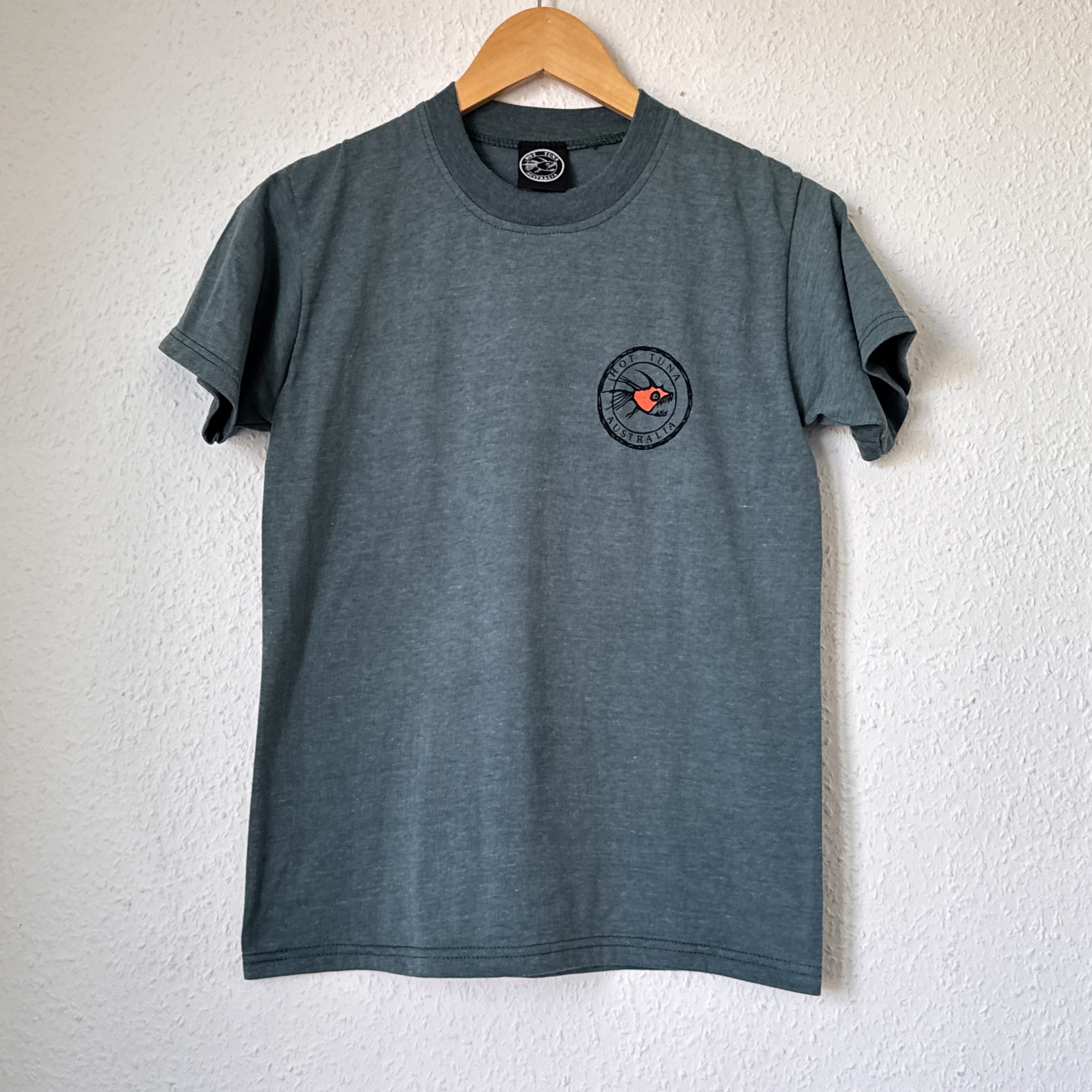 Hot Tuna Grey T-Shirt Small with Fish Logo 2348 image 2