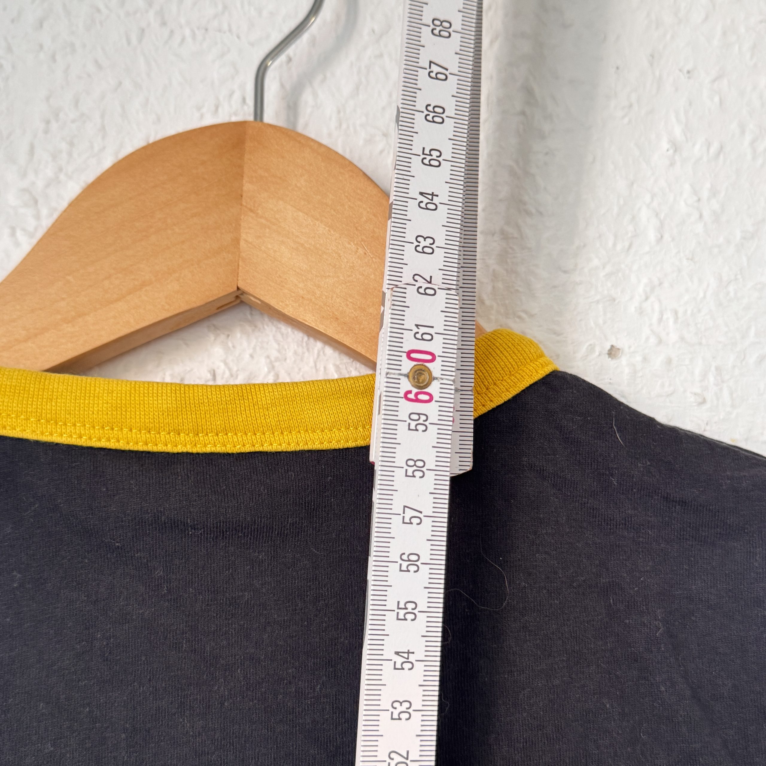 Craft Black & Yellow Dresden Logo Junior T-Shirt Size 160 2353 image 8