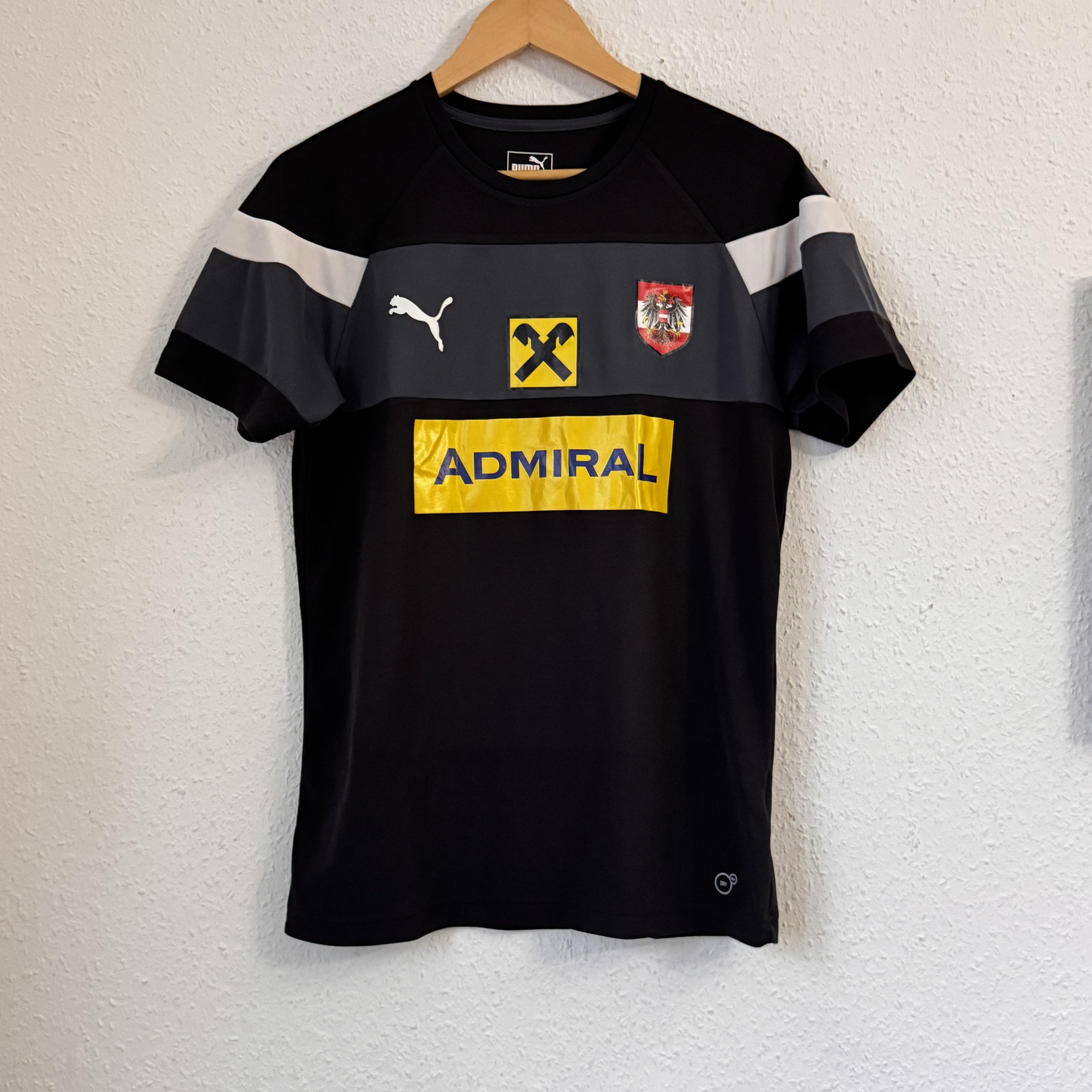 Puma Black & Grey Football Jersey Medium DryCELL 2380