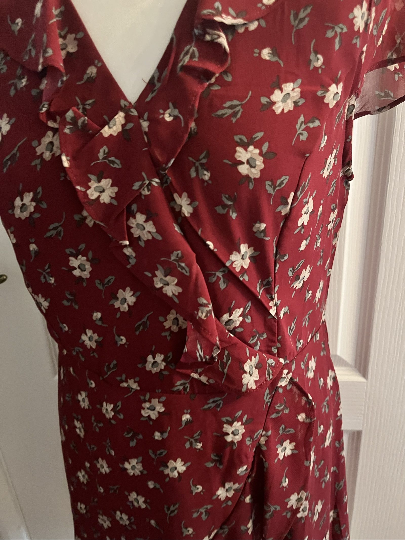Solo Burgundy Floral Ruffle Wrap Dress UK 14 image 2