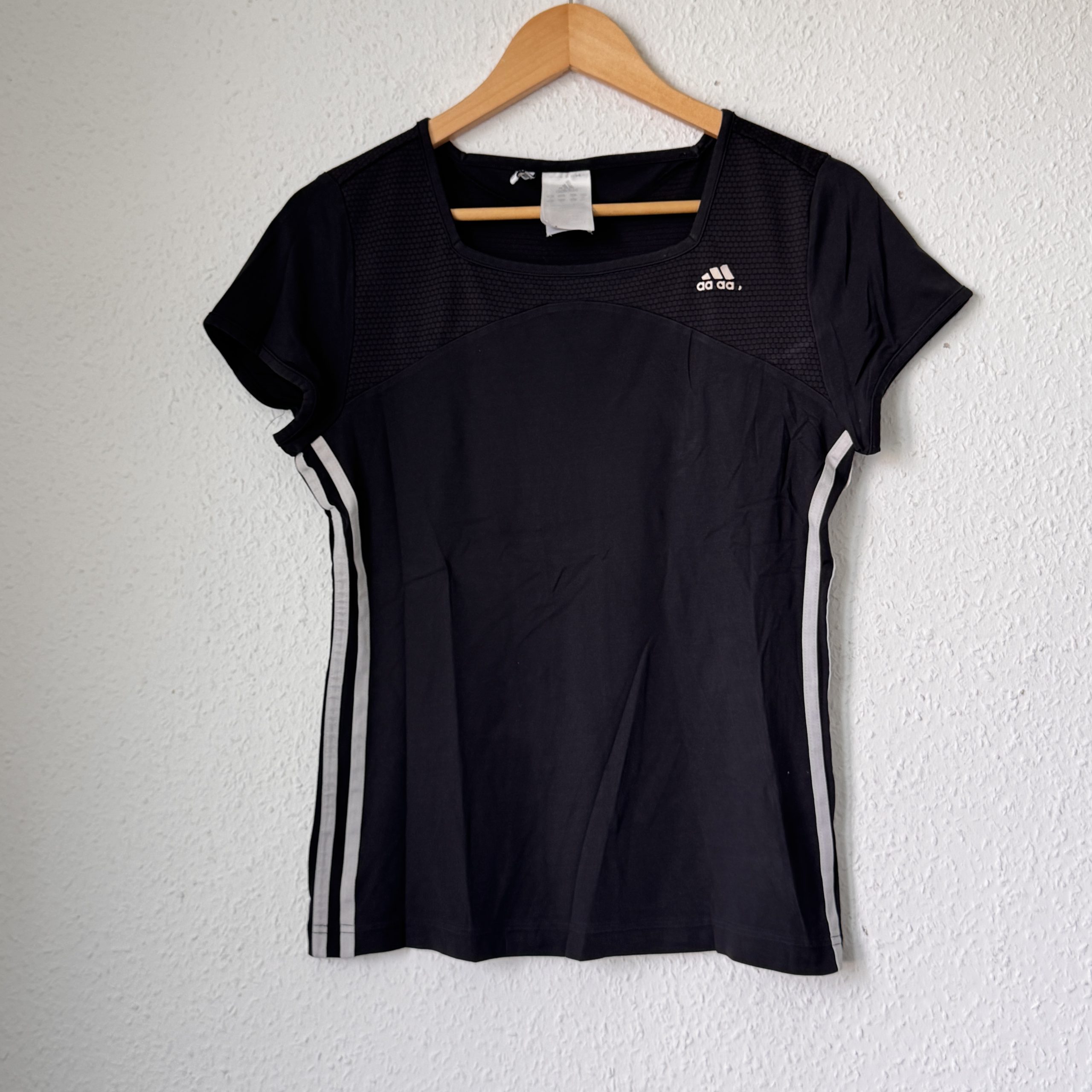 Adidas Black Women’s Fitness Top Medium 3 Stripes 2399