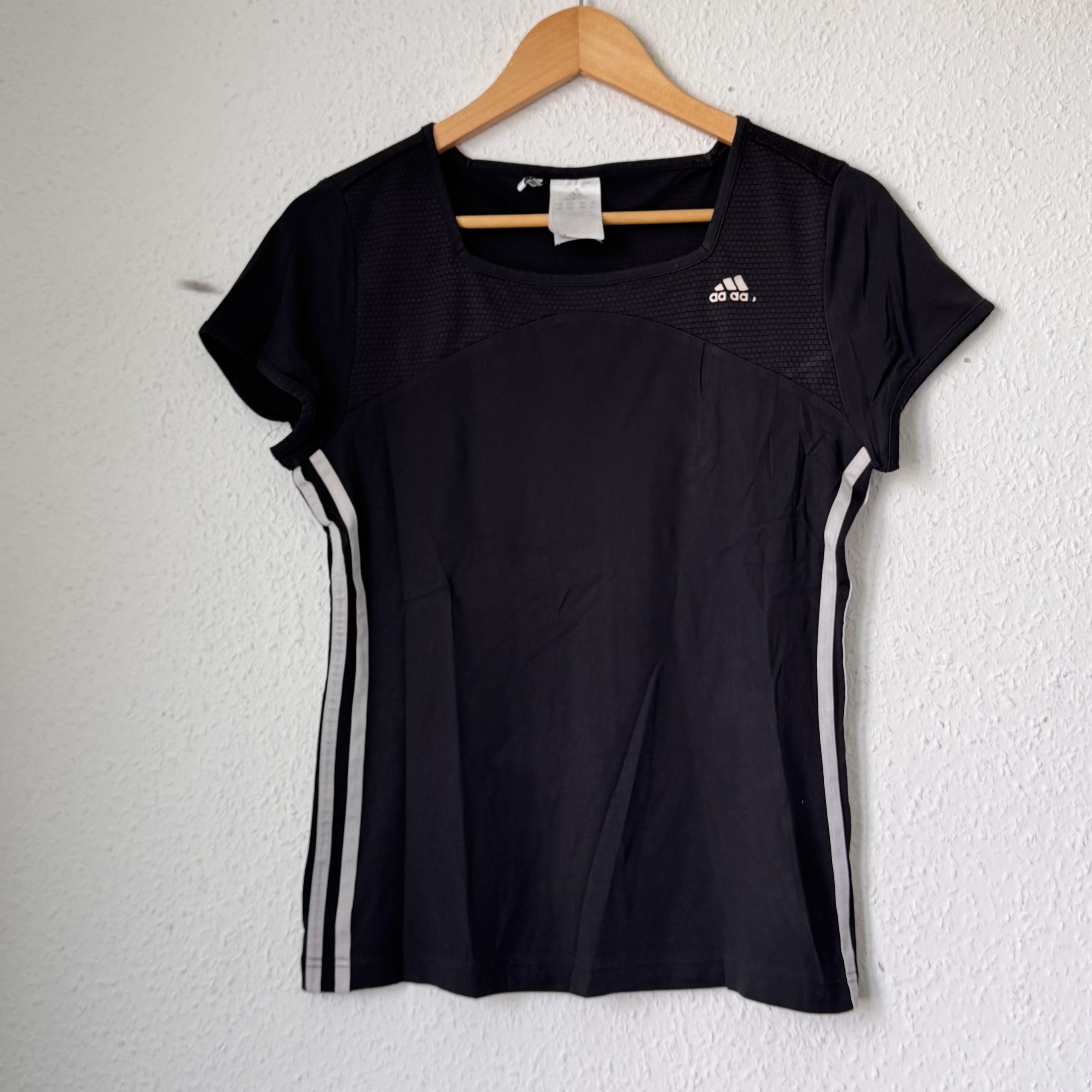 Adidas Black Women’s Fitness Top Medium 3 Stripes 2399 image 2