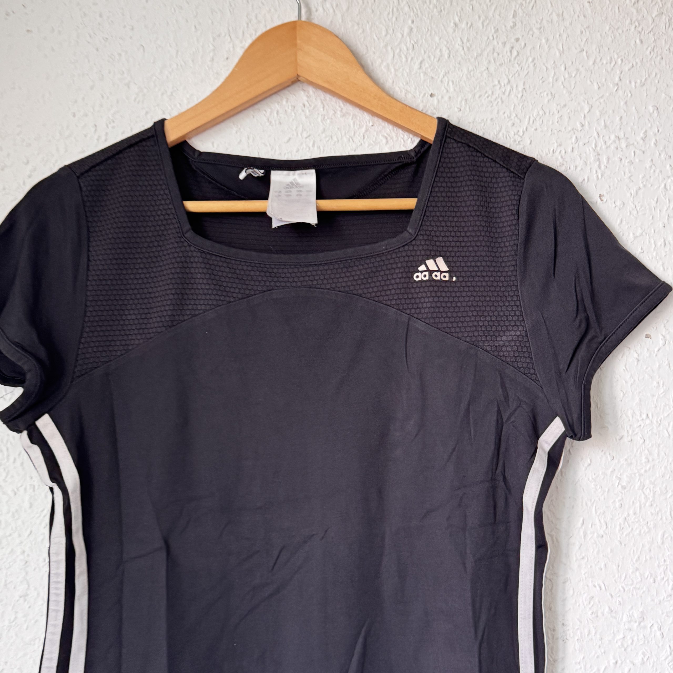 Adidas Black Women’s Fitness Top Medium 3 Stripes 2399 image 3