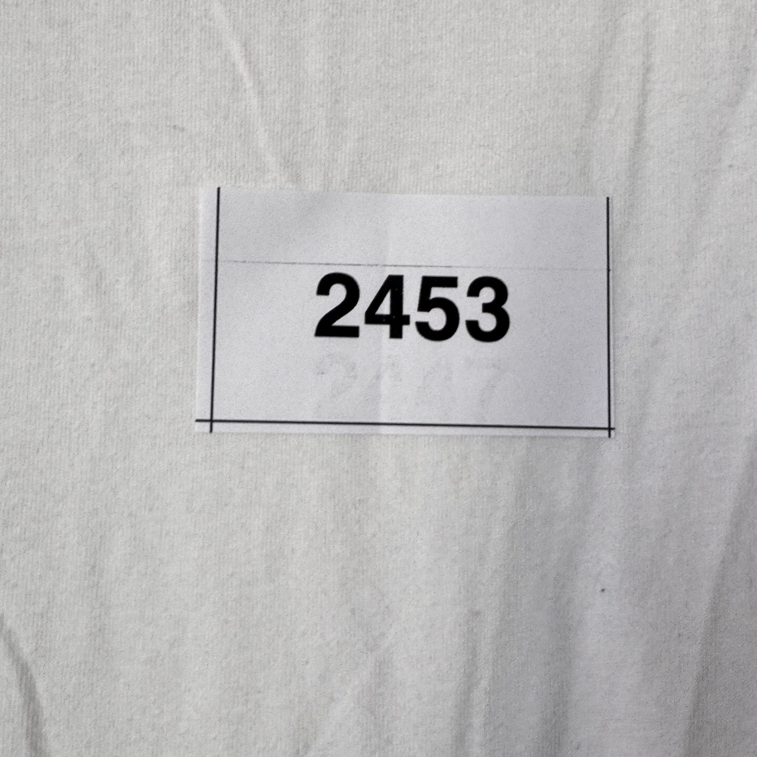 Levi's White Pocket T-Shirt Medium with Minor Marks 2453 image 10
