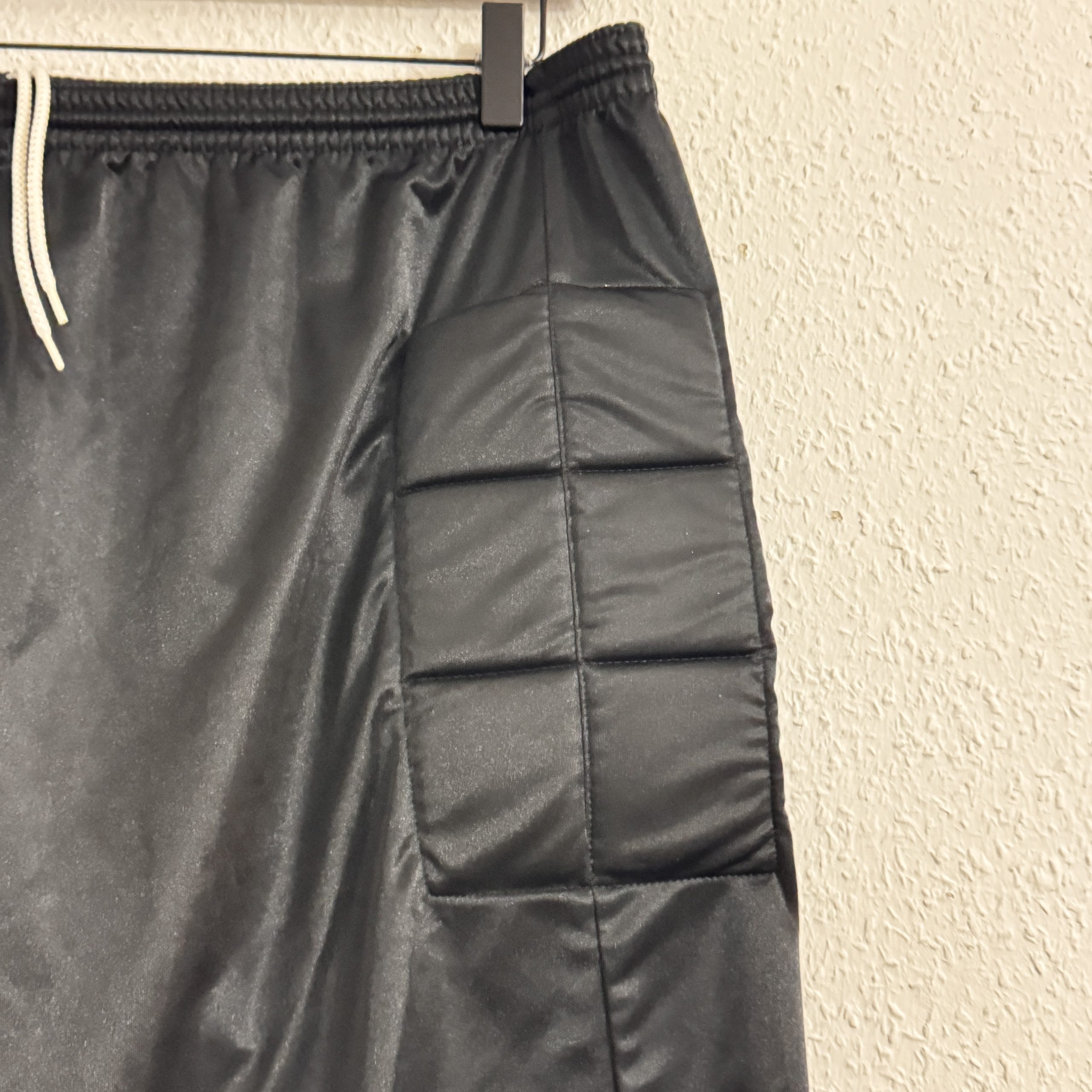 Errea Black Padded Sports Shorts Medium 2469 image 4