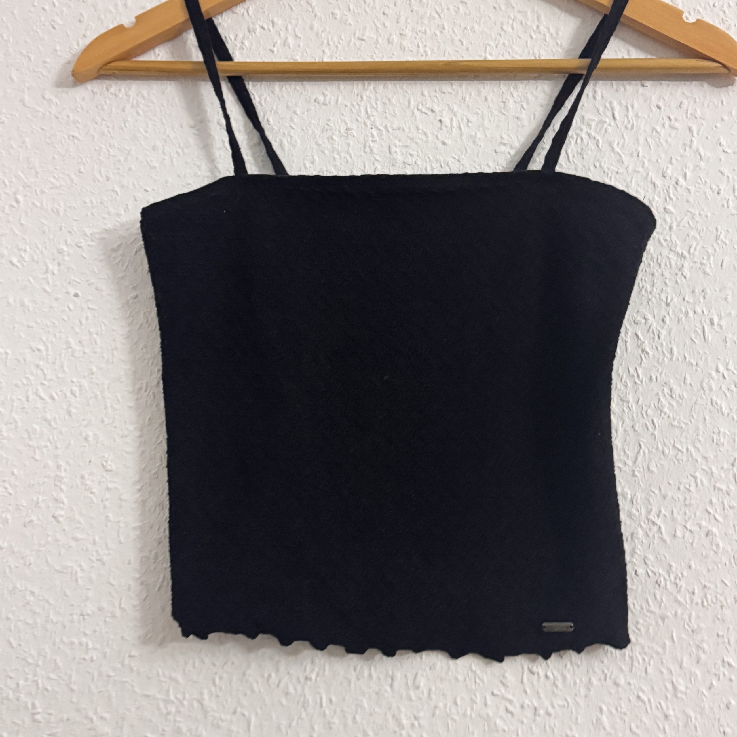 Hollister Black Textured Crop Top Double Spaghetti Strap XS 2496 image 3