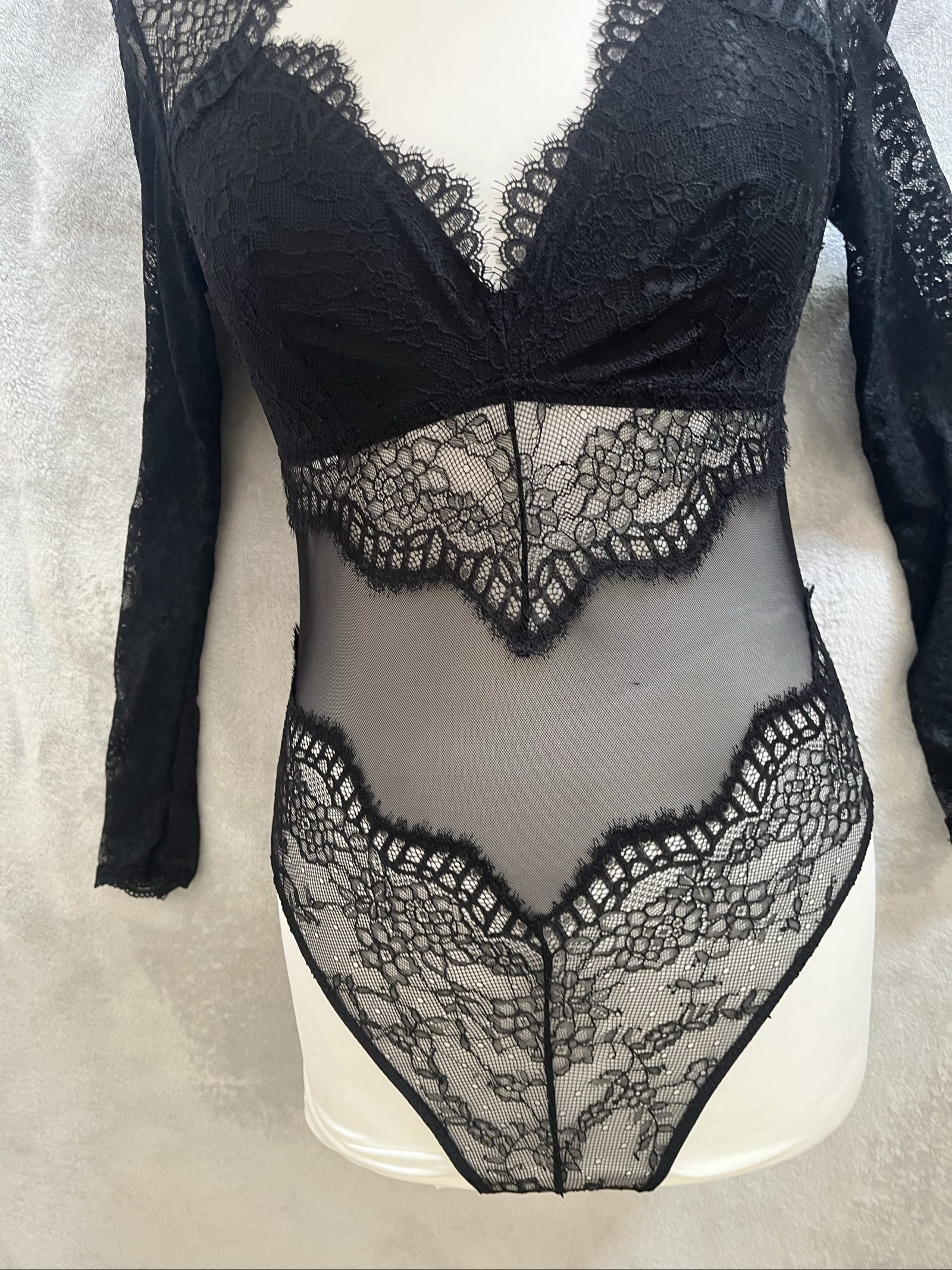 Primark Black Lace Sheer Mesh Bodysuit Long Sleeve Size Small image 3