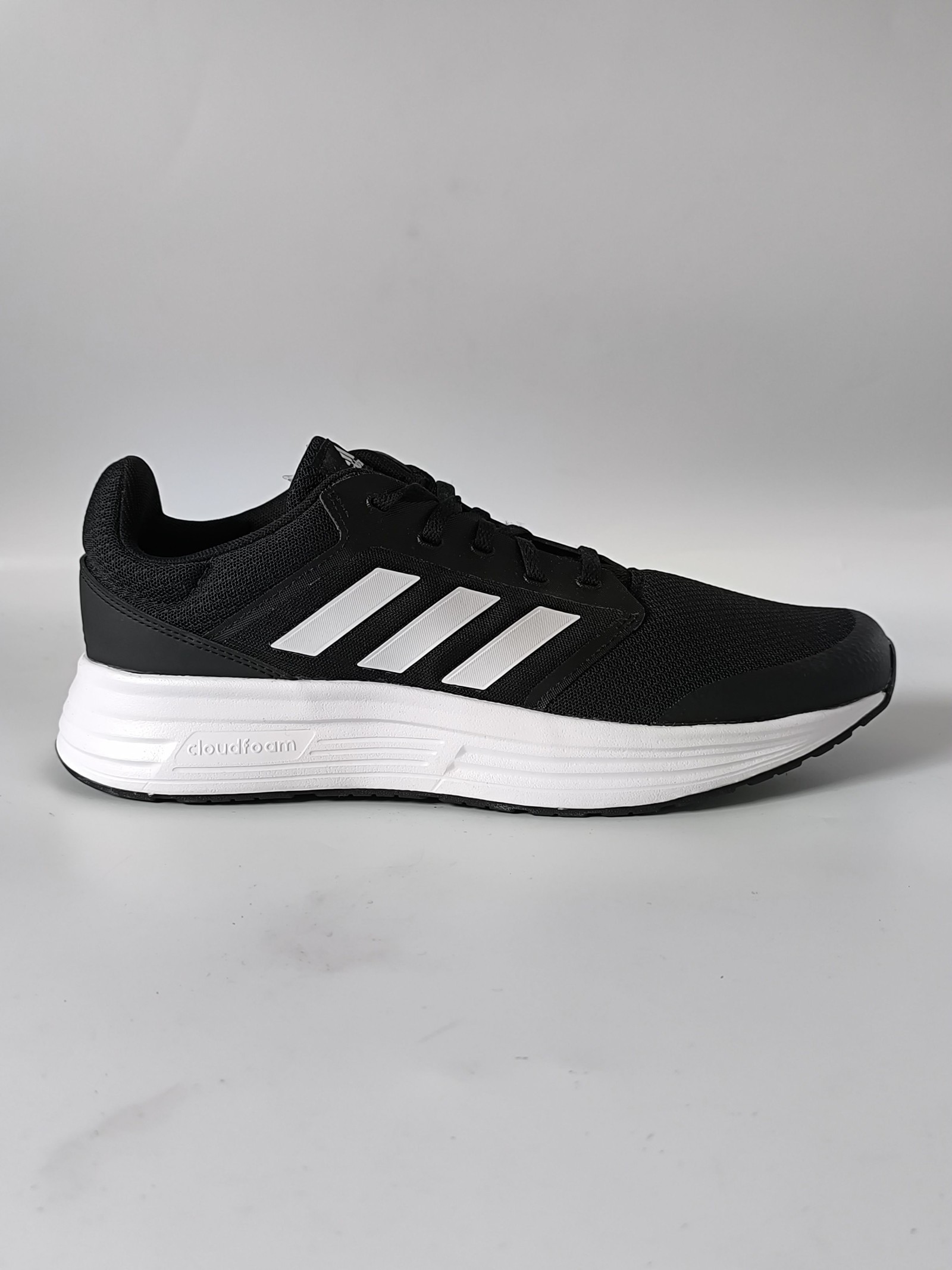 Adidas Galaxy 5 Mens Shoes Trainers UK 9.5 Black & White FW5717 NO BOX