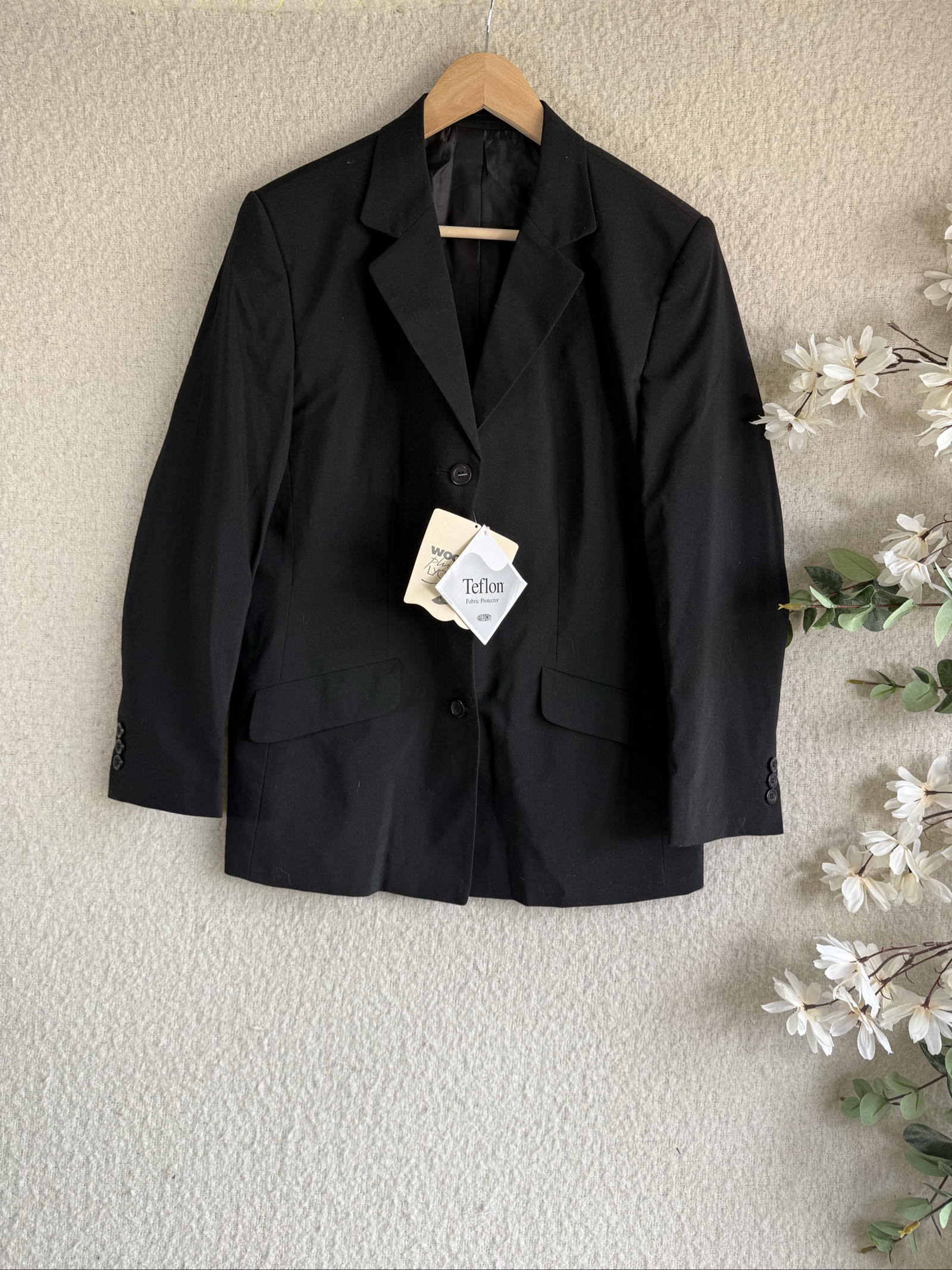 Fit Elegance Black Wool Blend Classic Women's Blazer Size 16R Machine Washable