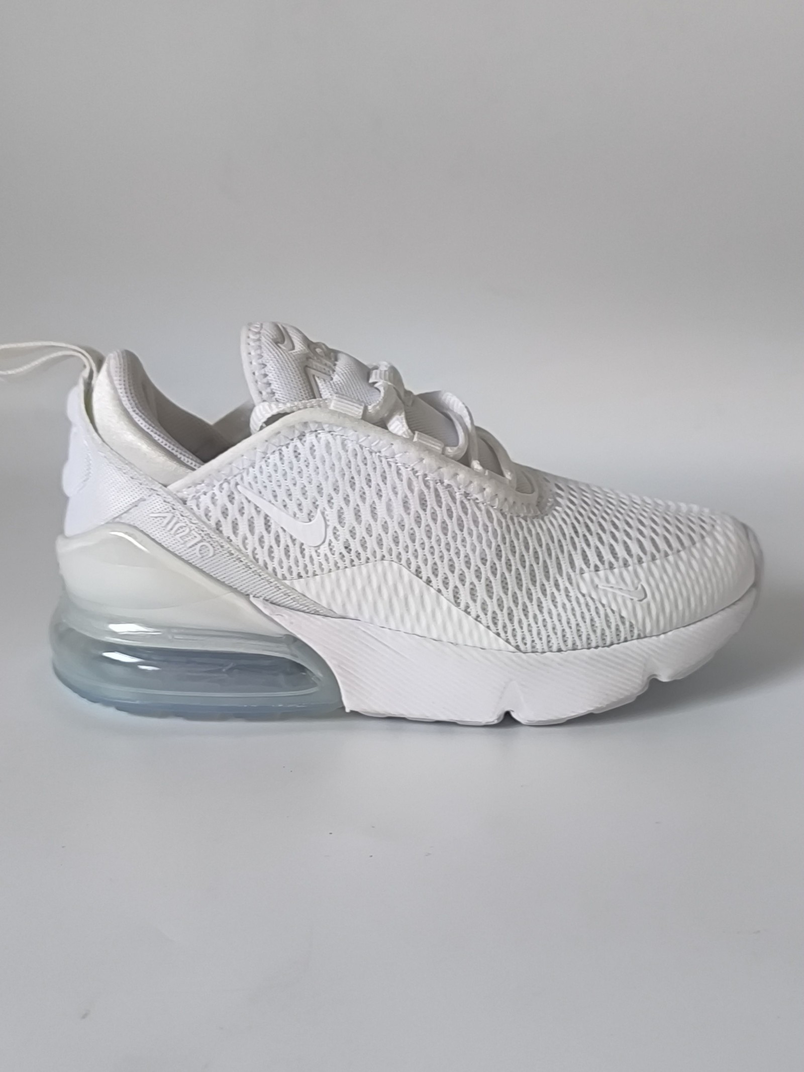 Nike Air Max 270 Men UK 11 White Shoes Trainers AO2372-103 NO BOX