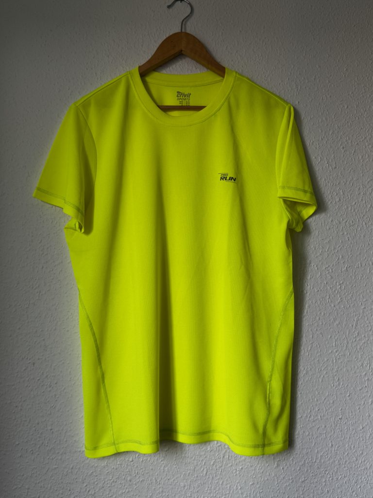 Crivit Neon Yellow Sports T-Shirt Large 100% Polyester Pro Run 653