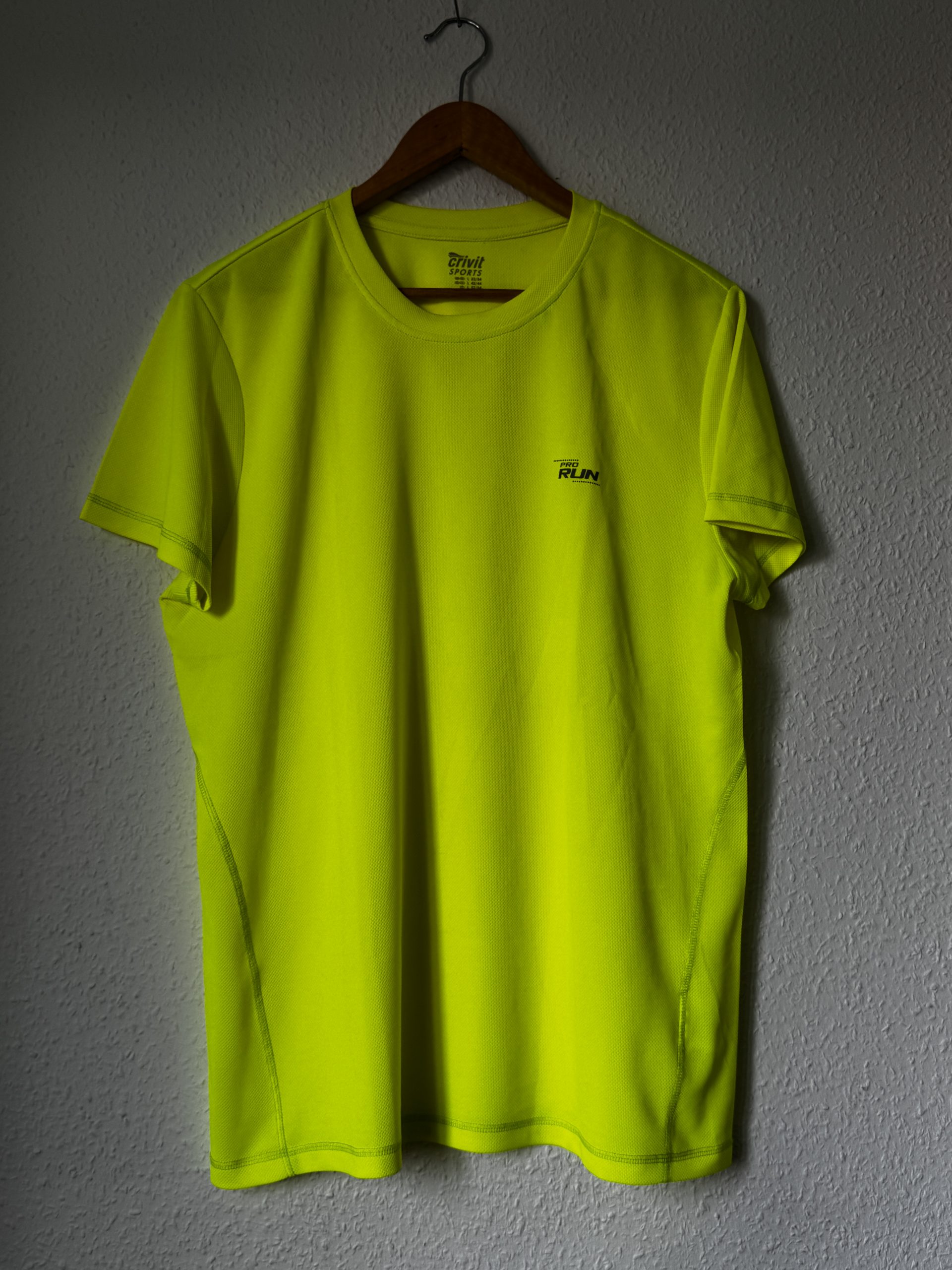 Crivit Neon Yellow Sports T-Shirt Large 100% Polyester Pro Run 653 image 2