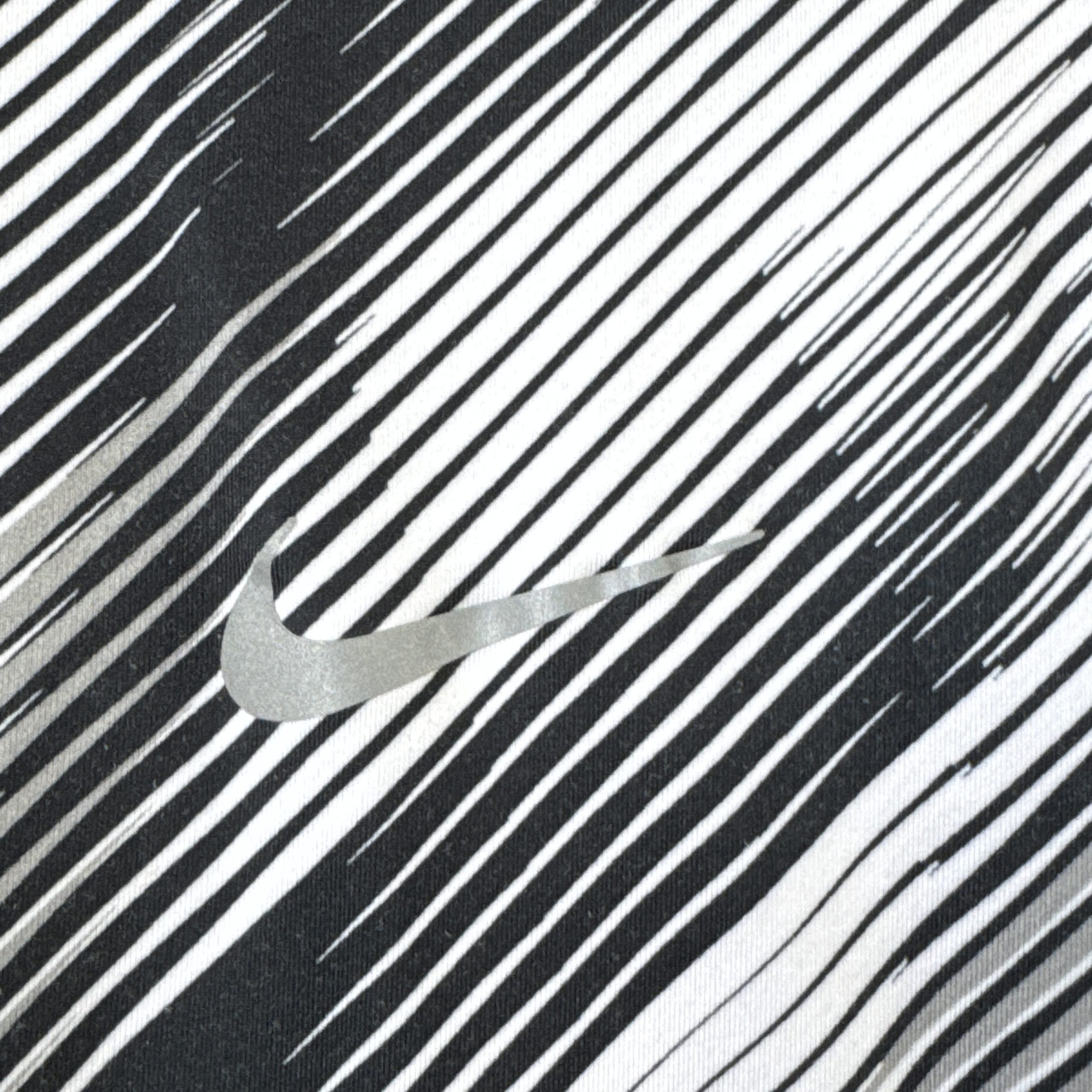 Nike Black & White Compression Leggings Small Zigzag Print 2178 image 5