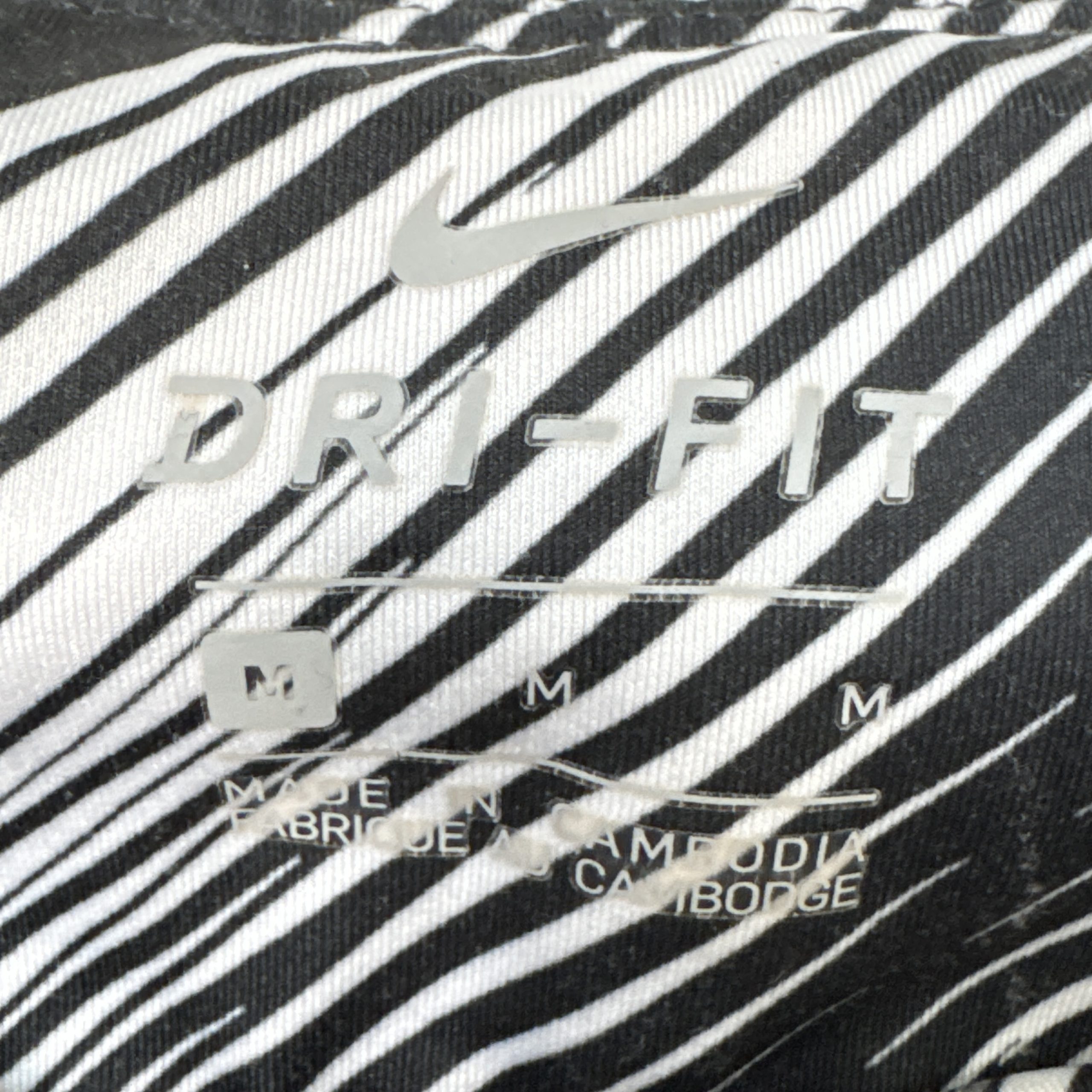 Nike Black & White Compression Leggings Small Zigzag Print 2178 image 6