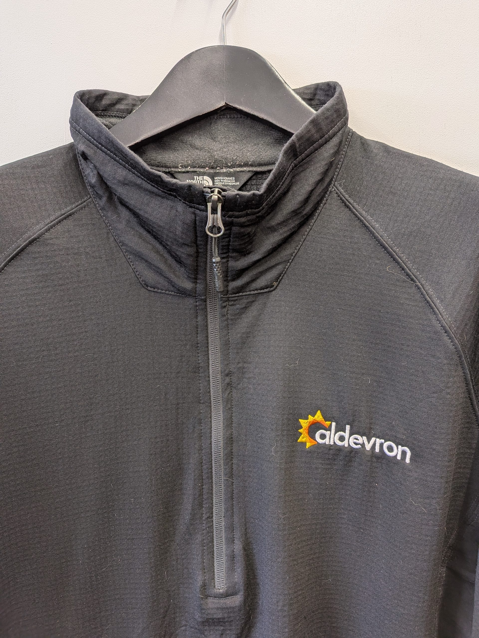 The North Face Black Mens Half Zip Fleece Top Size L Aldevron Logo