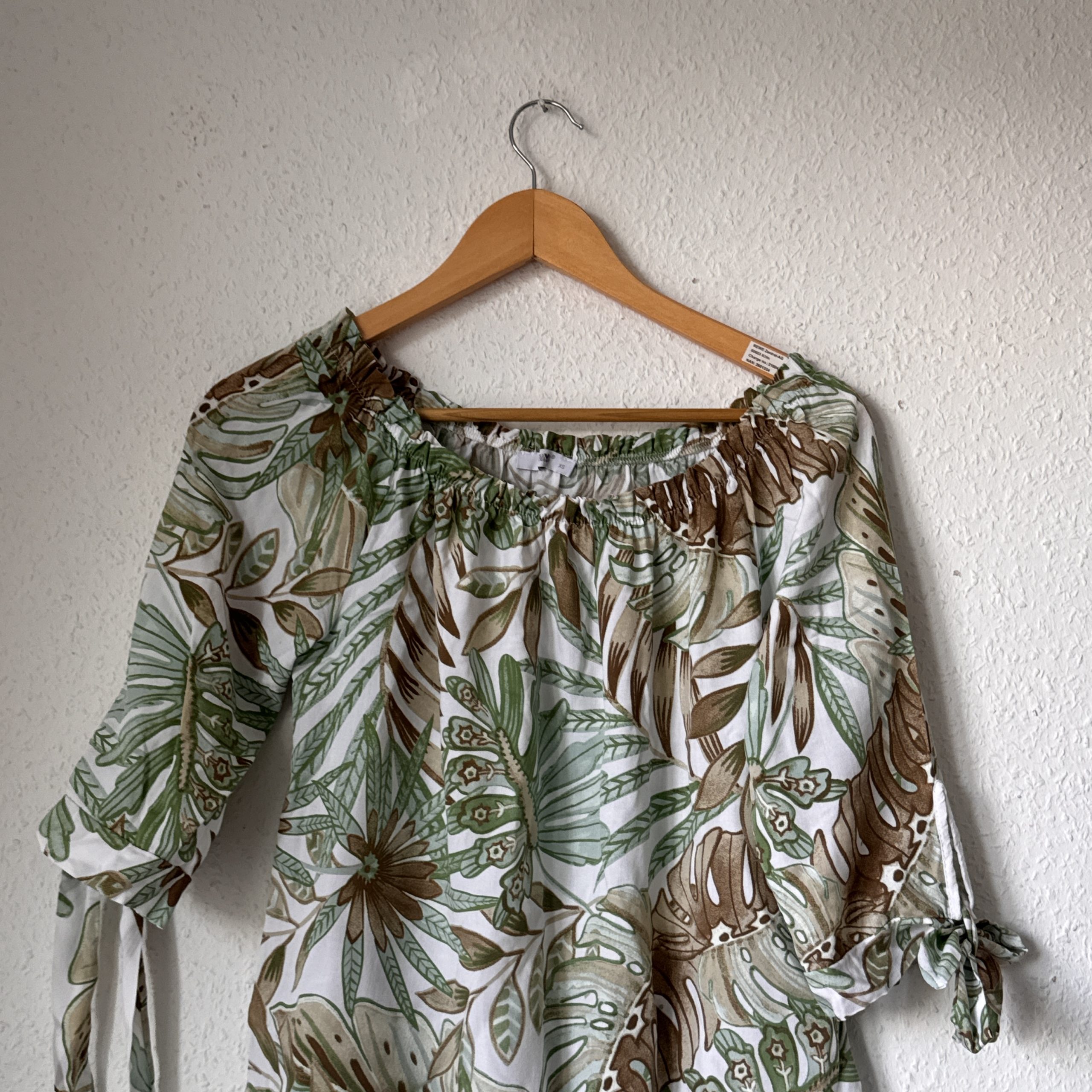 Haily's Green & Brown Leaf Print Blouse XS 2592 image 4